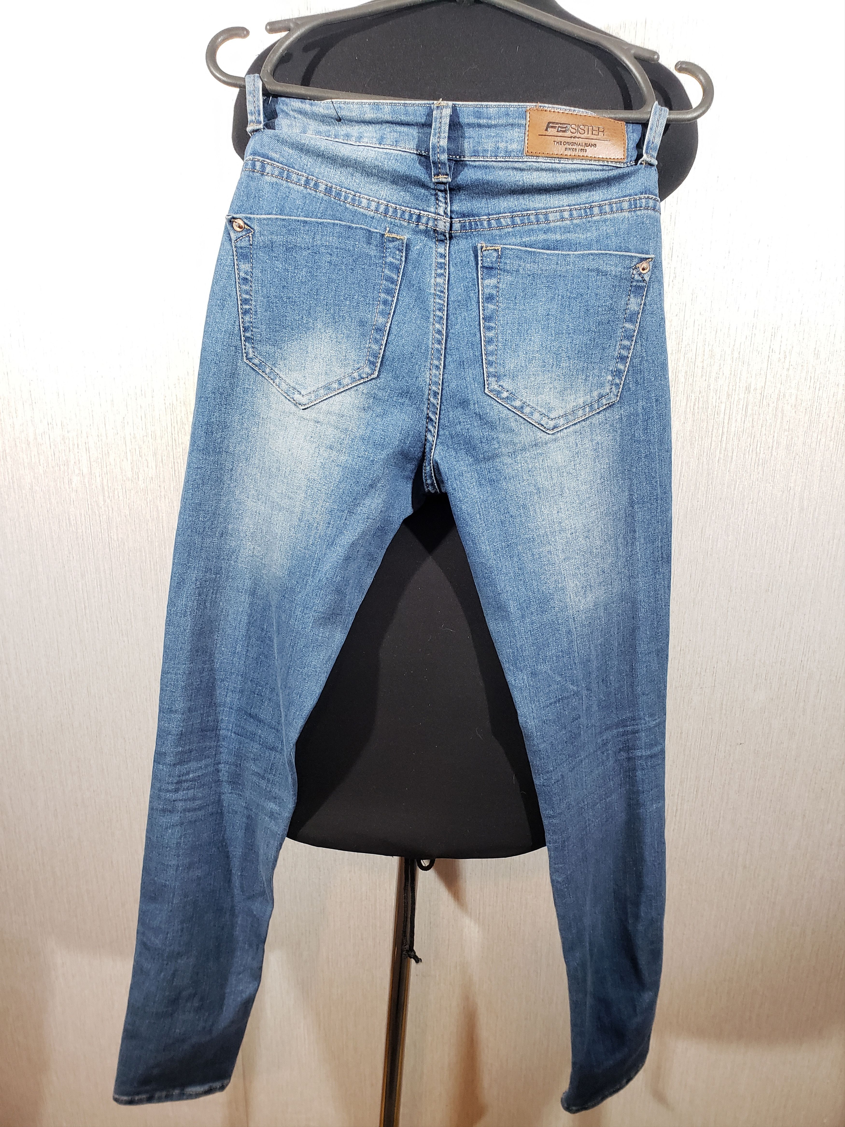 Jean Blue women's stretch jeans with many stripes. Size 30" / US 8 / IT 44 - 8 Thumbnail