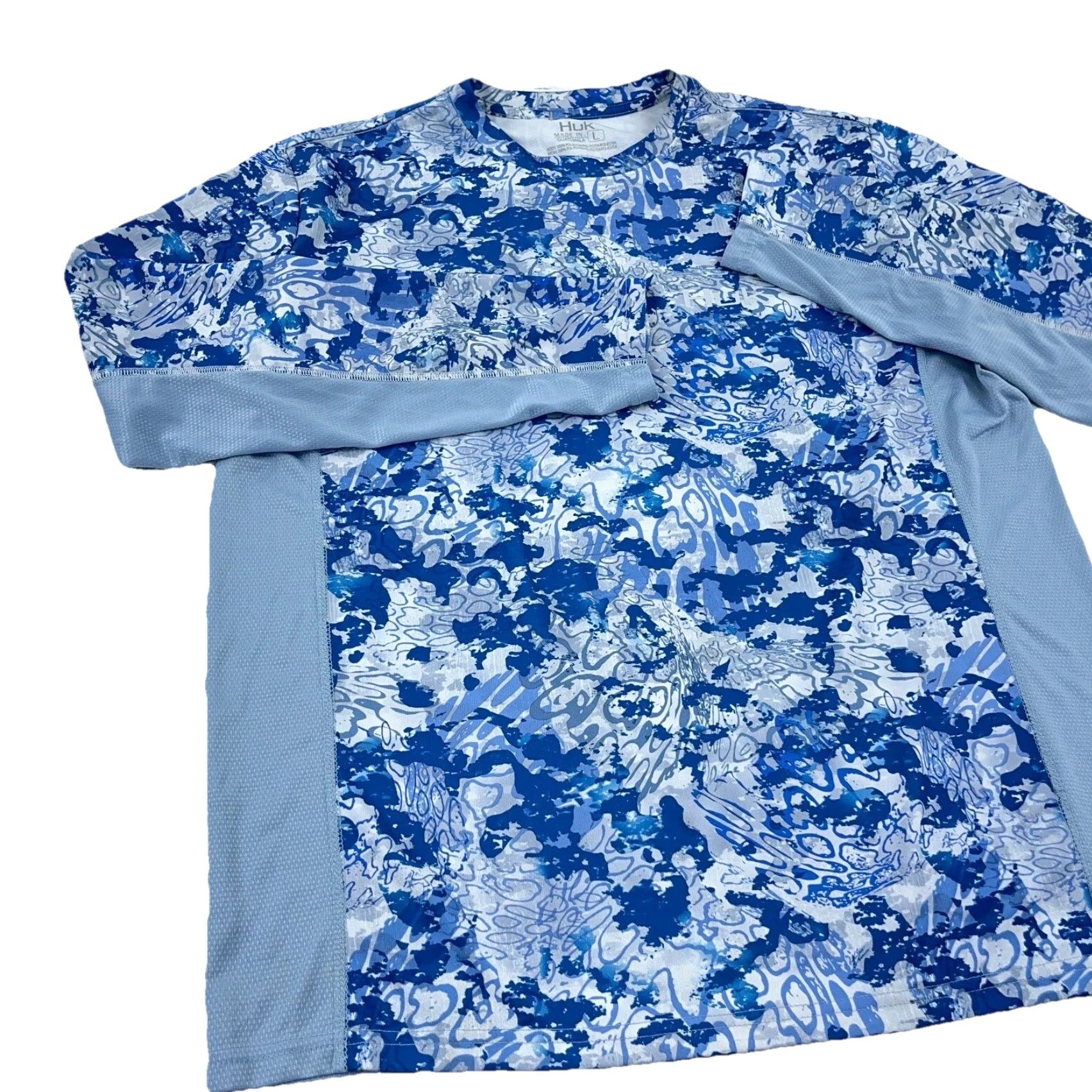Vintage Huk Shirt Men Large Blue Camo Tee Quick Dry Performance Fishing Spell Out Water* Size US L / EU 52-54 / 3 - 4 Thumbnail