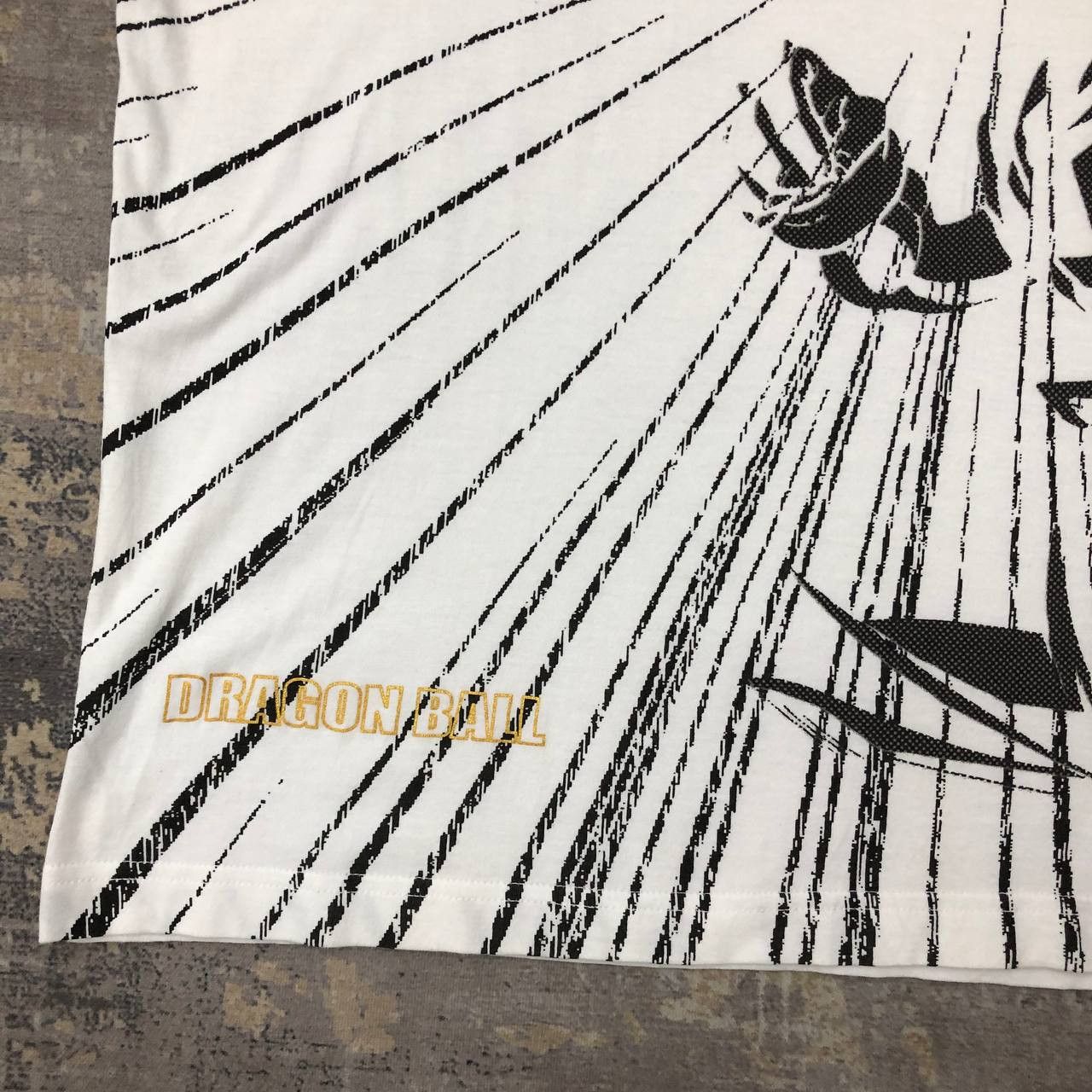 Anime × Uniqlo T417 DRAGONBALL Z SON GOKU SSJ2 TEE Size US XL / EU 56 / 4 - 3 Thumbnail