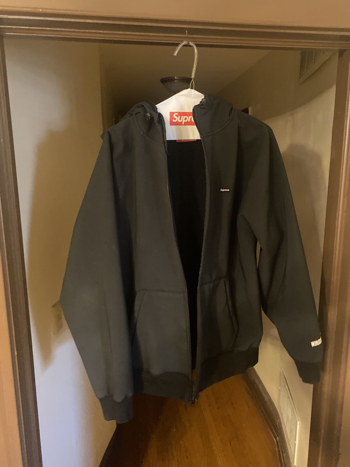 Supreme Supreme x WINDSTOPPER Zip Up Hooded Sweatshirt 'Black' Size US L / EU 52-54 / 3 - 3 Thumbnail