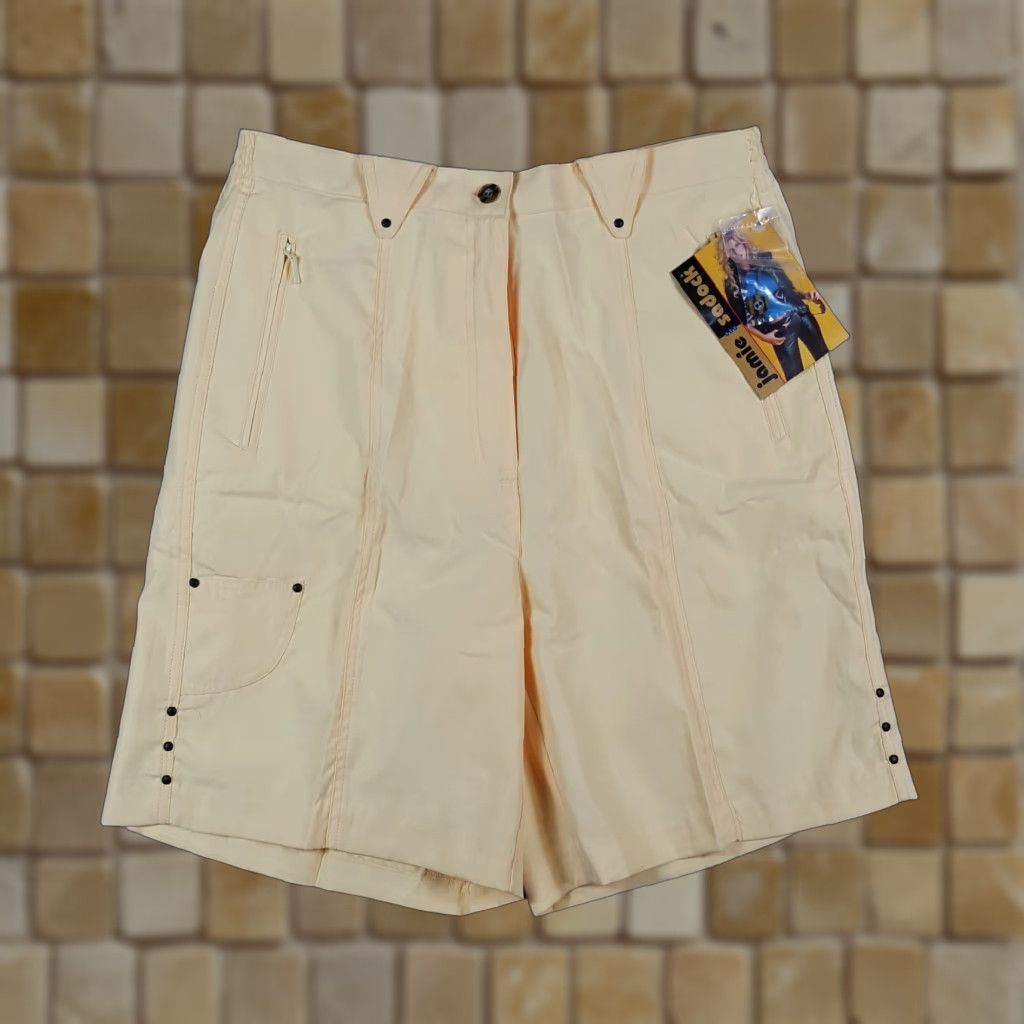 Vintage Vintage Jamie Sadock Chino Shorts Womens 10 Yellow High Waist Relaxed Retro Golf Tennis Preppy 90s Boho Casual Athletic Summer Vintage Womens Size 32" / US 10 / IT 46 - 1 Thumbnail