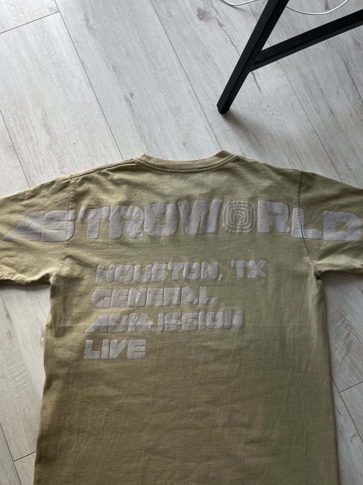 Travis Scott Travis Scott Astroworld Houston 2019 Eye T-Shirt Sun Fade Size US L / EU 52-54 / 3 - 6 Thumbnail