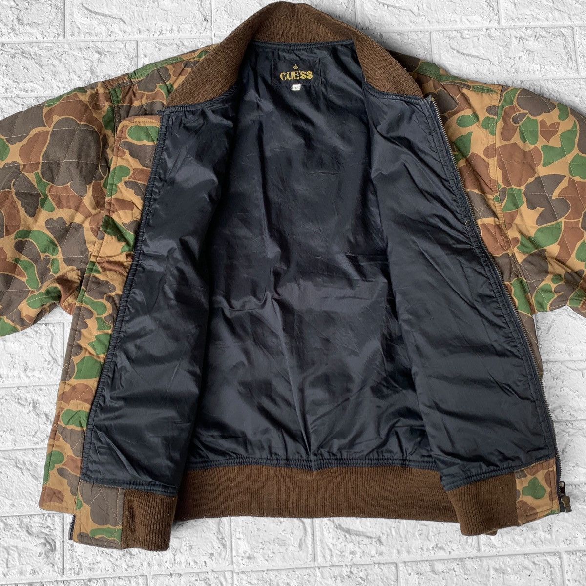 Vintage Vintage Cuess Camo Bomber Jacket Size US L / EU 52-54 / 3 - 6 Thumbnail