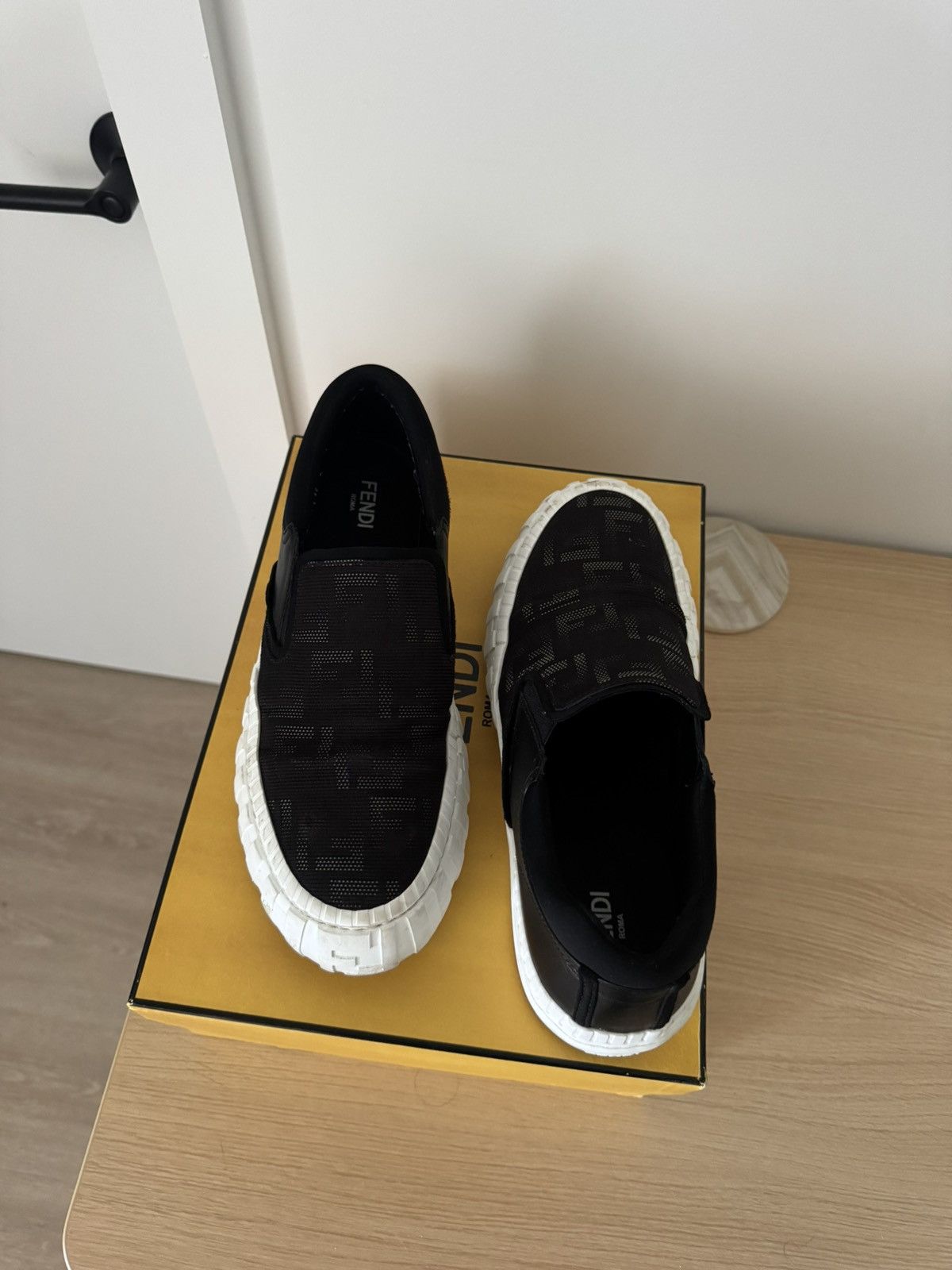 Fendi Fendi slip-on sneakers Size US 9 / EU 42 - 2 Thumbnail