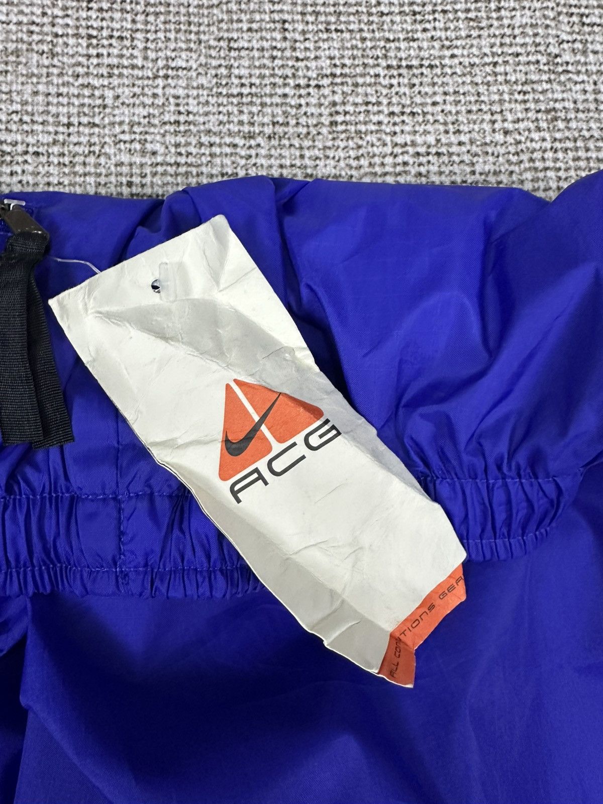 Nike ACG Vintage 90s Nike ACG All Conditions Nylon Trackpant D739 Size US 30 / EU 46 - 11 Thumbnail