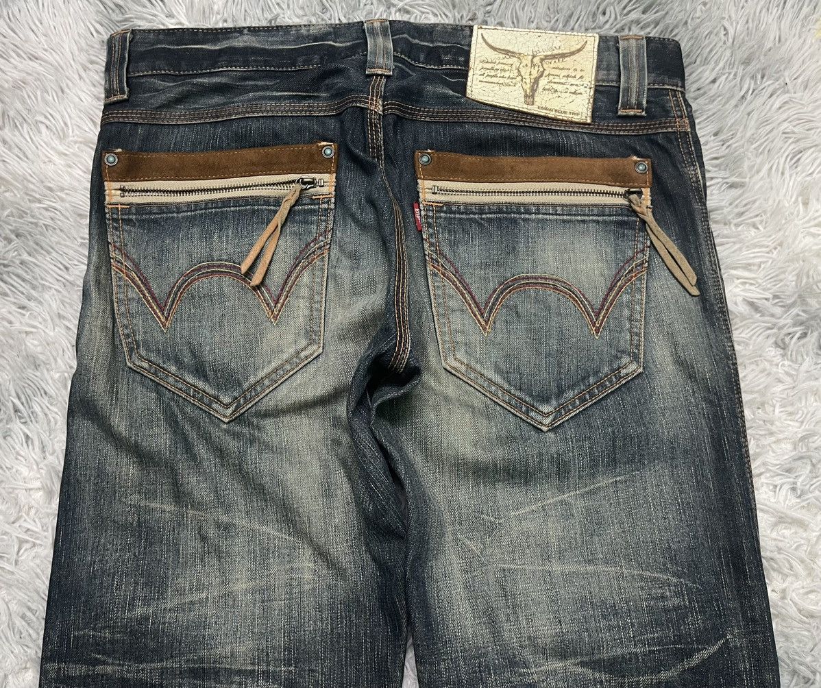 Edwin 2000s EDWIN BLUE TRIP FLARE PANT DISTRESSED Size US 35 - 12 Thumbnail