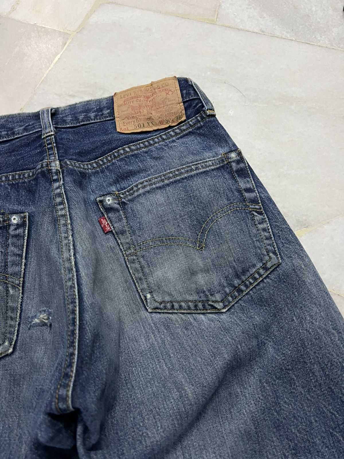 Levi's Vintage 90’s Levis 501 XX Big E Distressed Jeans Size US 29 - 18 Thumbnail