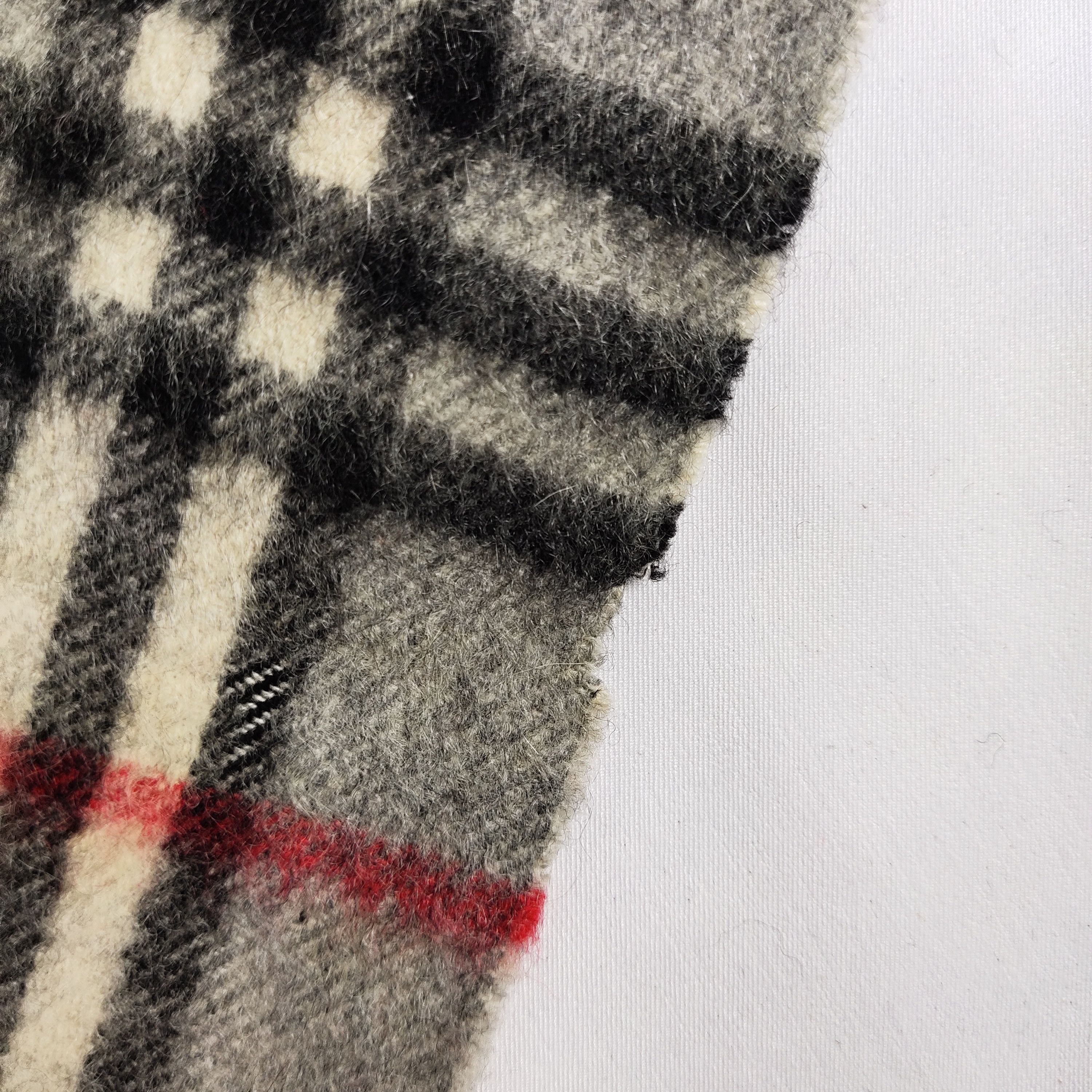 Burberry Burberry Scarf / Muffler / Neckwear M005 Size ONE SIZE - 7 Thumbnail