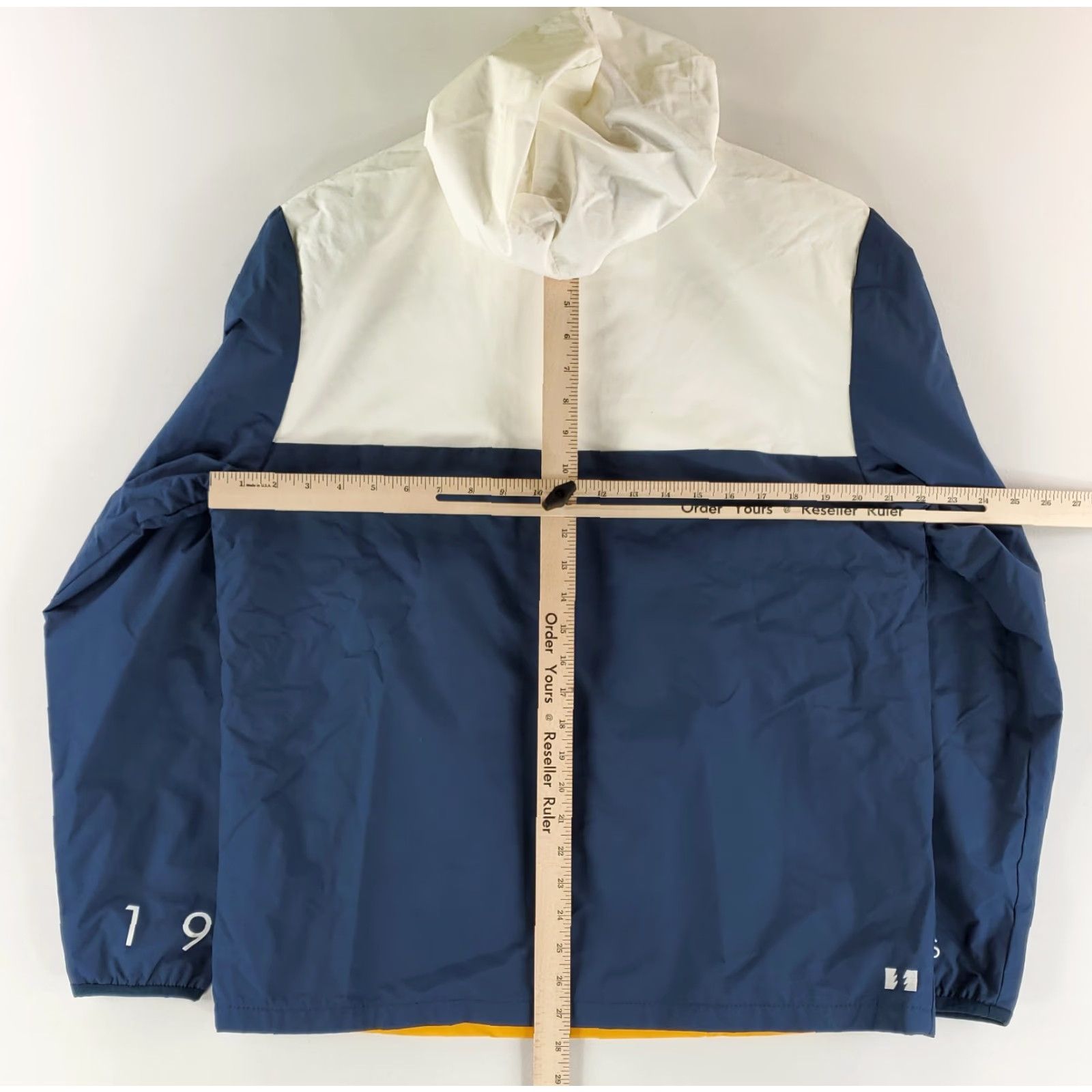 The Hundreds The Hundreds Hooded 1/4 Zip Pullover Jacket Windbreaker Mens M Multicolor Windbreaker Hooded 1/4 Zip The Hundreds Jacket Mens M Size US M / EU 48-50 / 2 - 6 Thumbnail