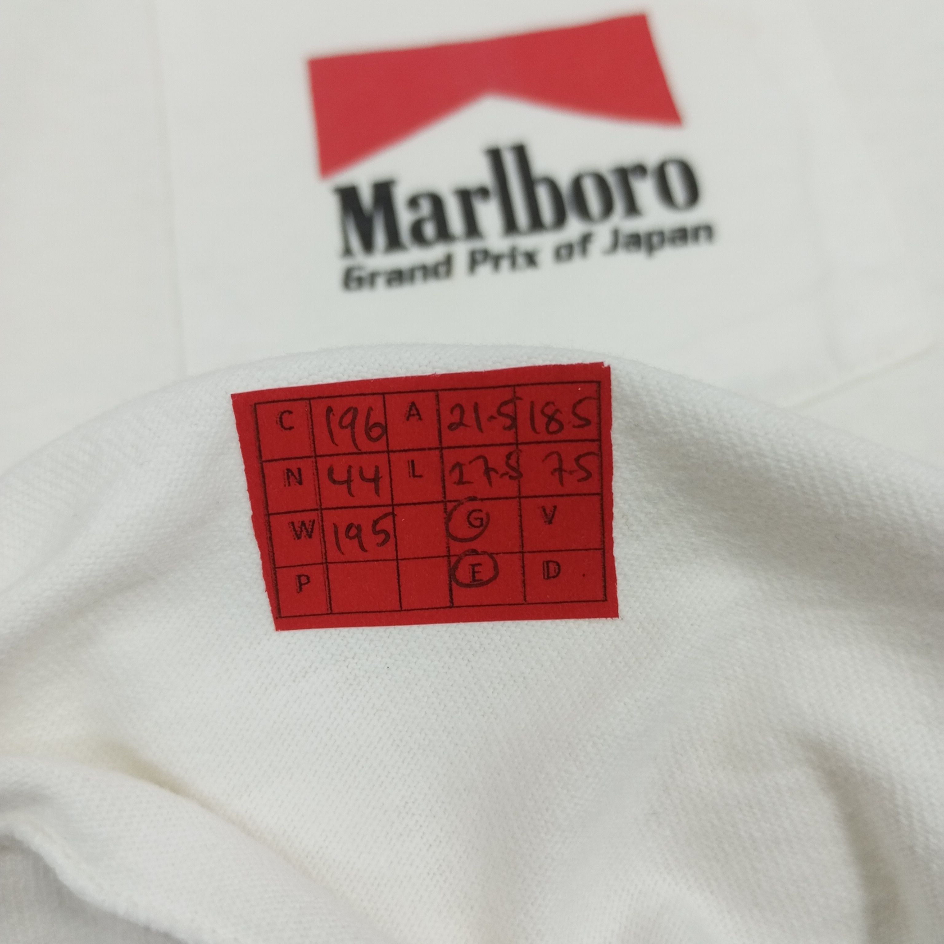 Marlboro Marlboro Grand Prix Japan Racing MotoGP Vintage Tshirt Size US L / EU 52-54 / 3 - 12 Thumbnail