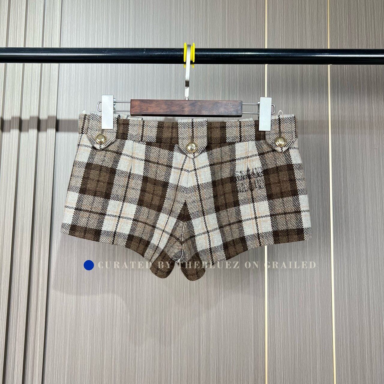Miu Miu Miu Miu Plaid Embroidered Gold Button Shorts Size 36" / US 14 / IT 50 - 1 Thumbnail