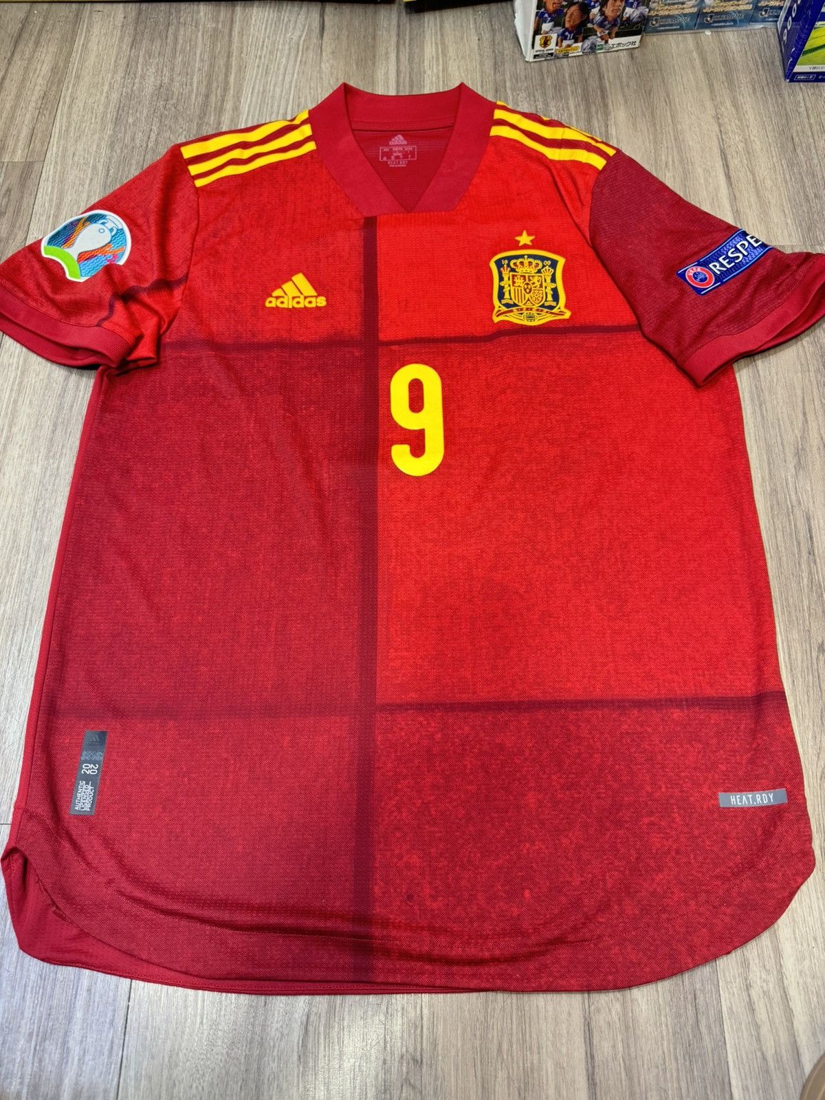 Adidas Spain Euro2020 player issue home shirt #9 Gerard Size US L / EU 52-54 / 3 - 1 Thumbnail
