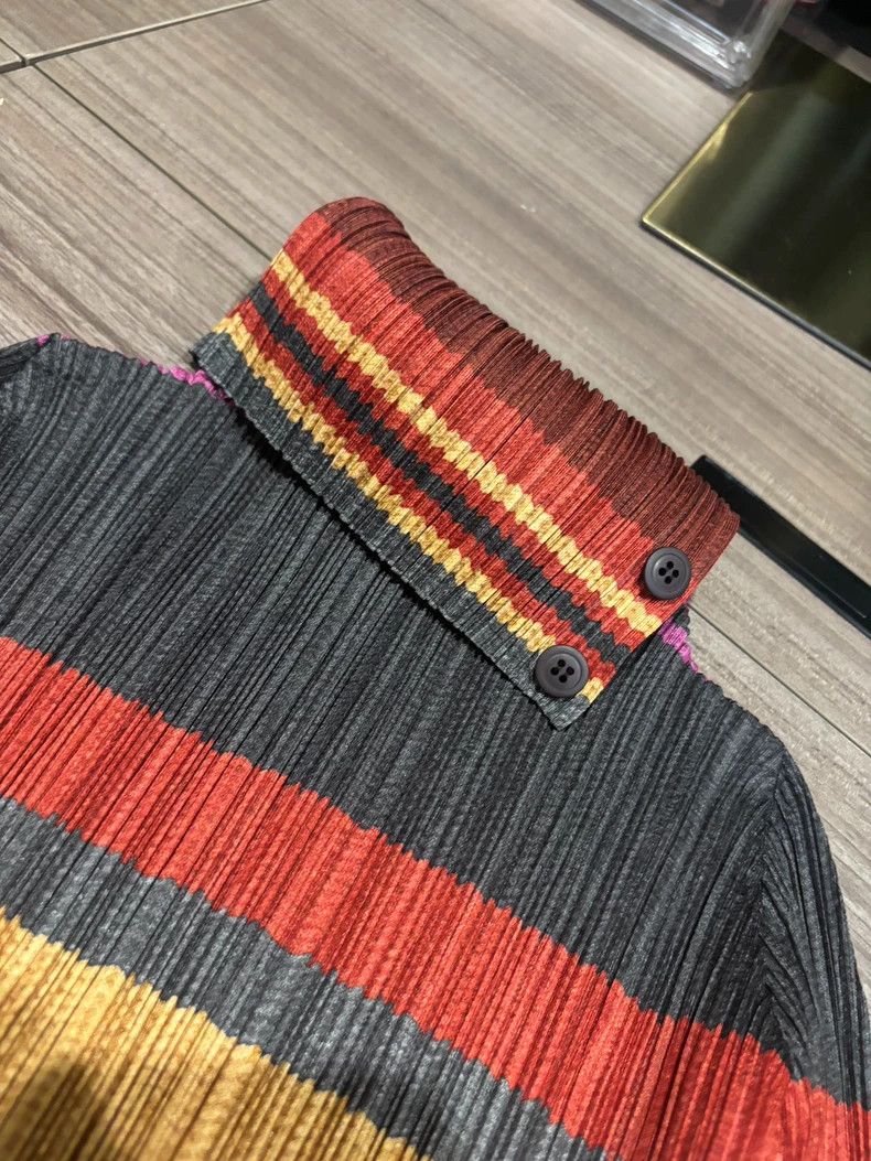 Issey Miyake Issey Miyake size:3 Yellowish-brown bowling long jacket Size M / US 6-8 / IT 42-44 - 2 Thumbnail