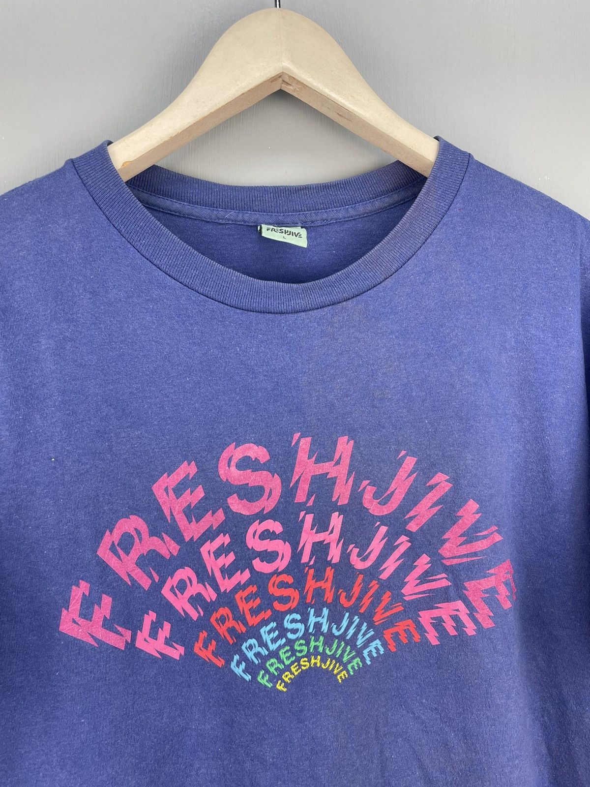 Freshjive Vintage 90s Freshjive skateboard streetwear t shirt Size US L / EU 52-54 / 3 - 3 Thumbnail
