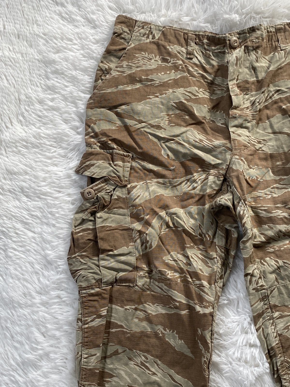 Vintage Vintage Army Tiger Stripe Camouflage Cargo Pant Size US 34 / EU 50 - 3 Thumbnail