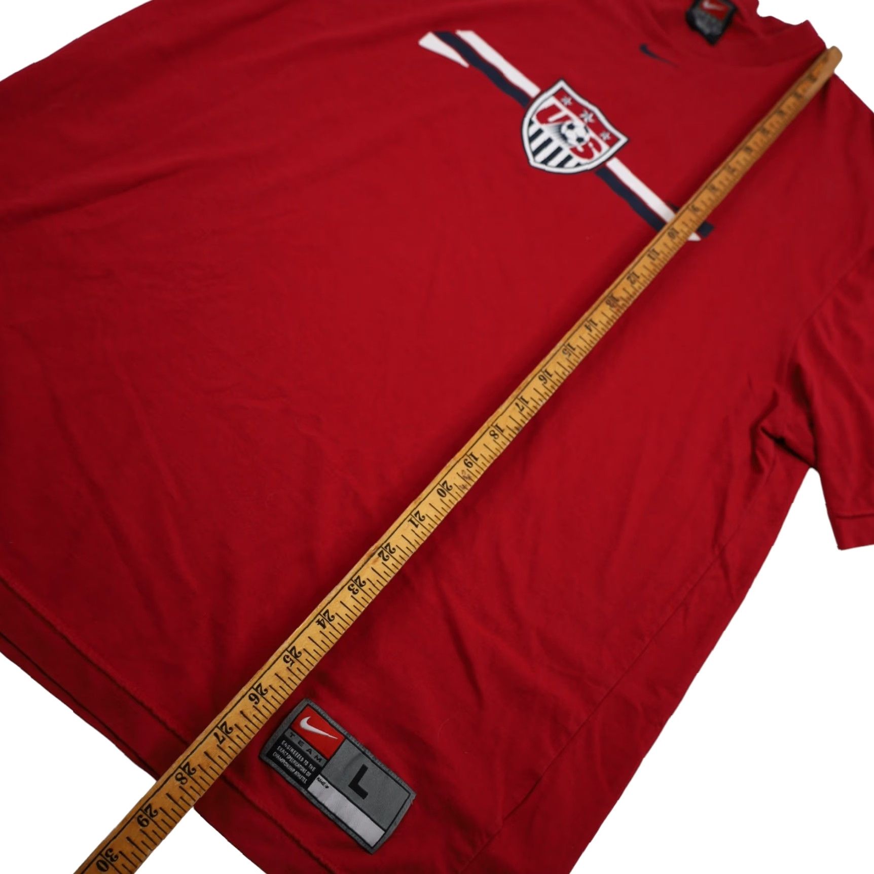 Nike VINTAGE Nike Mens Large Team USA Soccer Dri-fit T Shirt Red Size US L / EU 52-54 / 3 - 7 Thumbnail