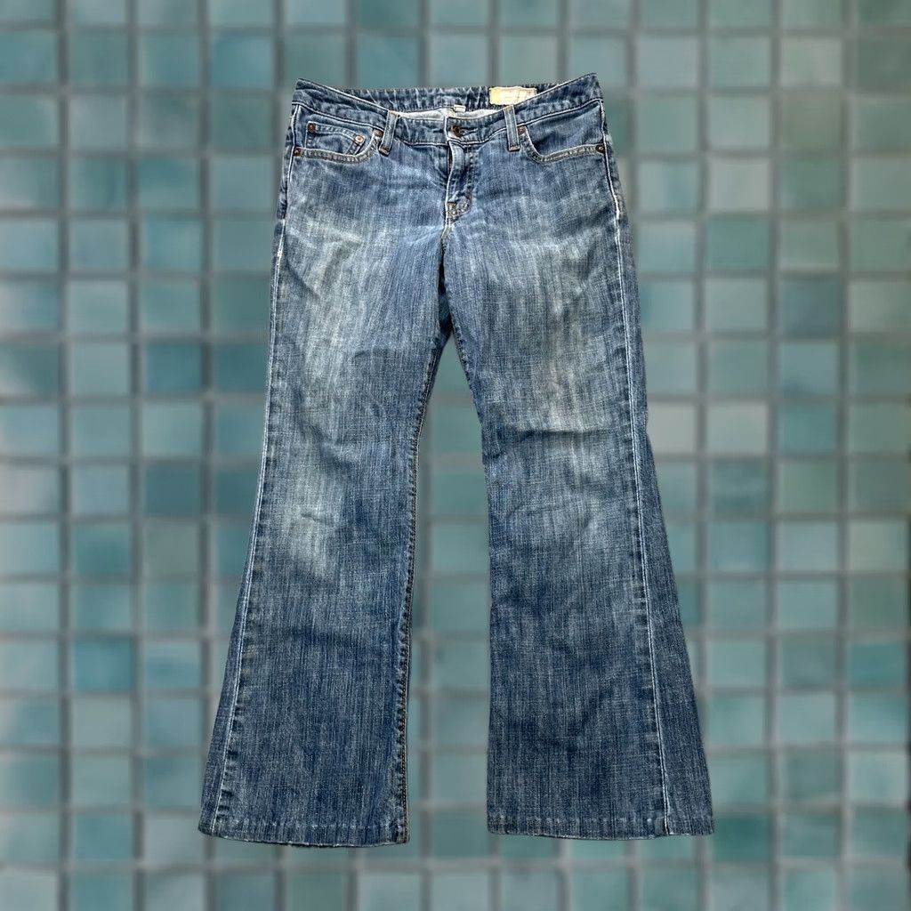 Gap Gap Jeans Womens 8 Blue Flared Leg Denim Cotton Stretch Medium Wash Size 30" / US 8 / IT 44 - 1 Thumbnail