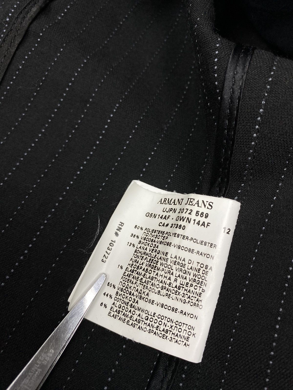 Armani 1990s ARCHIVE ARMANI BLAZER JACKET Size M / US 6-8 / IT 42-44 - 16 Thumbnail
