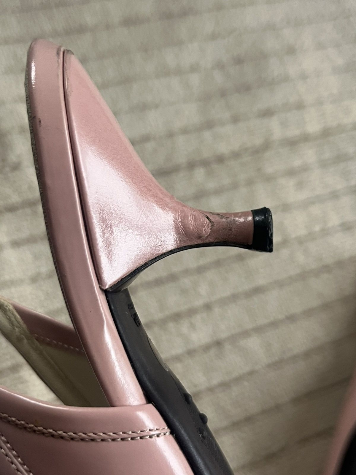 Prada vintage baby pink prada pointed-toe kitten heels Size US 5 / IT 35 - 7 Thumbnail