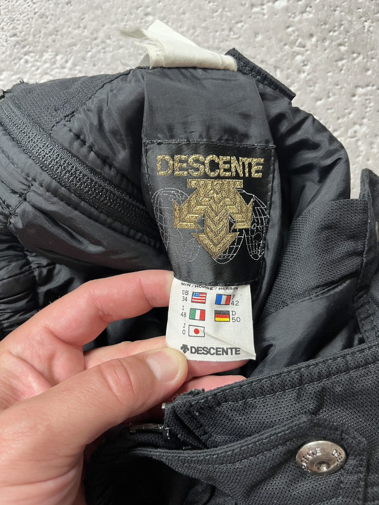 Descente × Vintage Vintage Descente Ski Pants Men’s L Black Technical Trousers Size US 28 / EU 44 - 9 Thumbnail