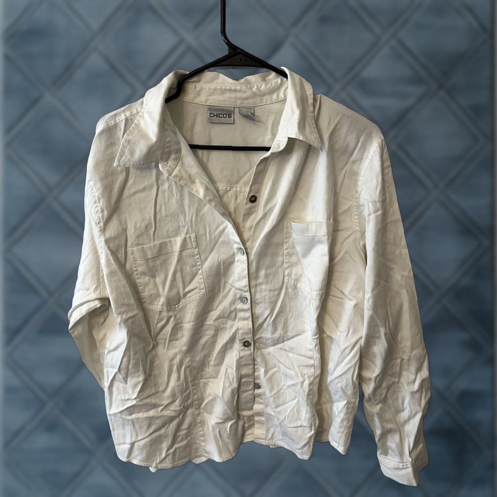 Vintage VINTAGE Chicos Design Women Button-Up Shirt Size 3 White Cotton Blend Solid Womens Size XS / US 0-2 / IT 36-38 - 1 Thumbnail