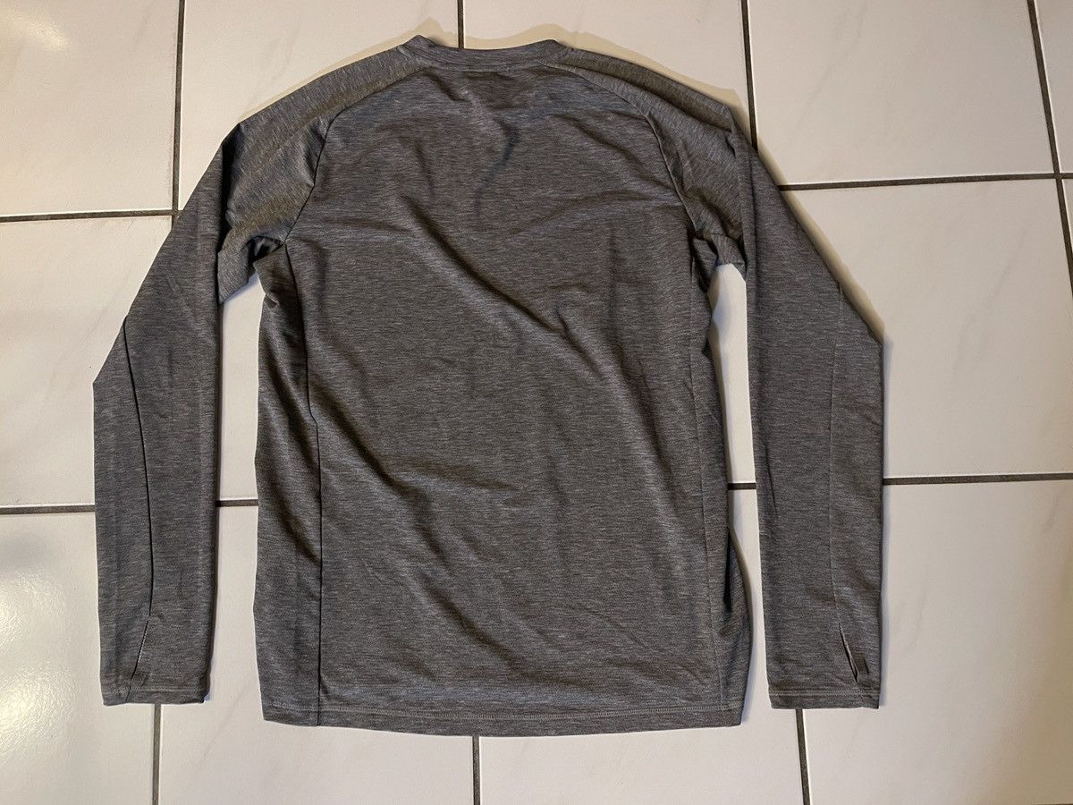 Gap Hill City T Shirt Men’s Medium Performance Running Workout Size US M / EU 48-50 / 2 - 6 Thumbnail