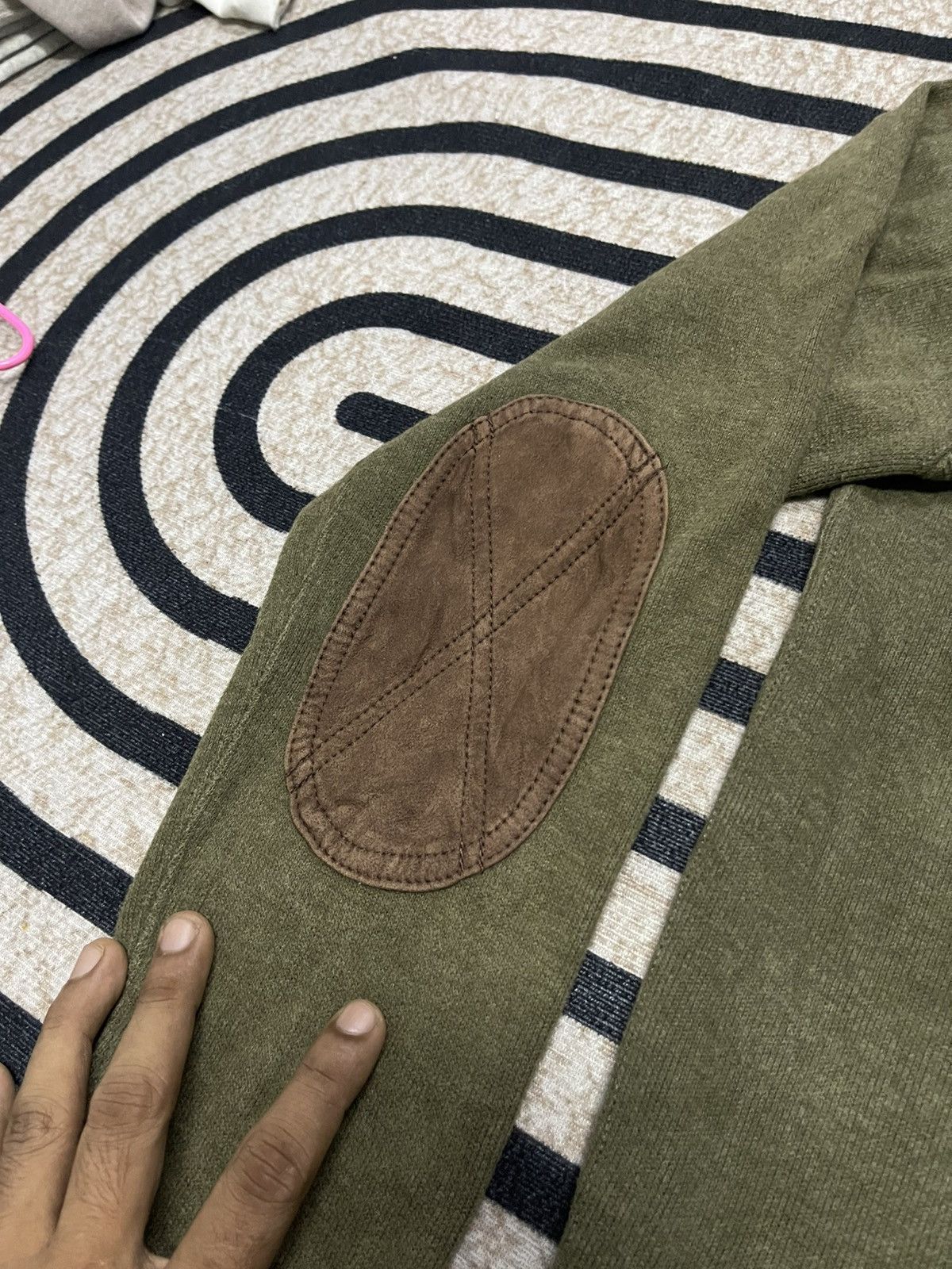 Polo Ralph Lauren 2000s POLO BY RALPH LAUREN SHEEP SUEDE ELBOW FADED HOODIE Size US M / EU 48-50 / 2 - 8 Thumbnail