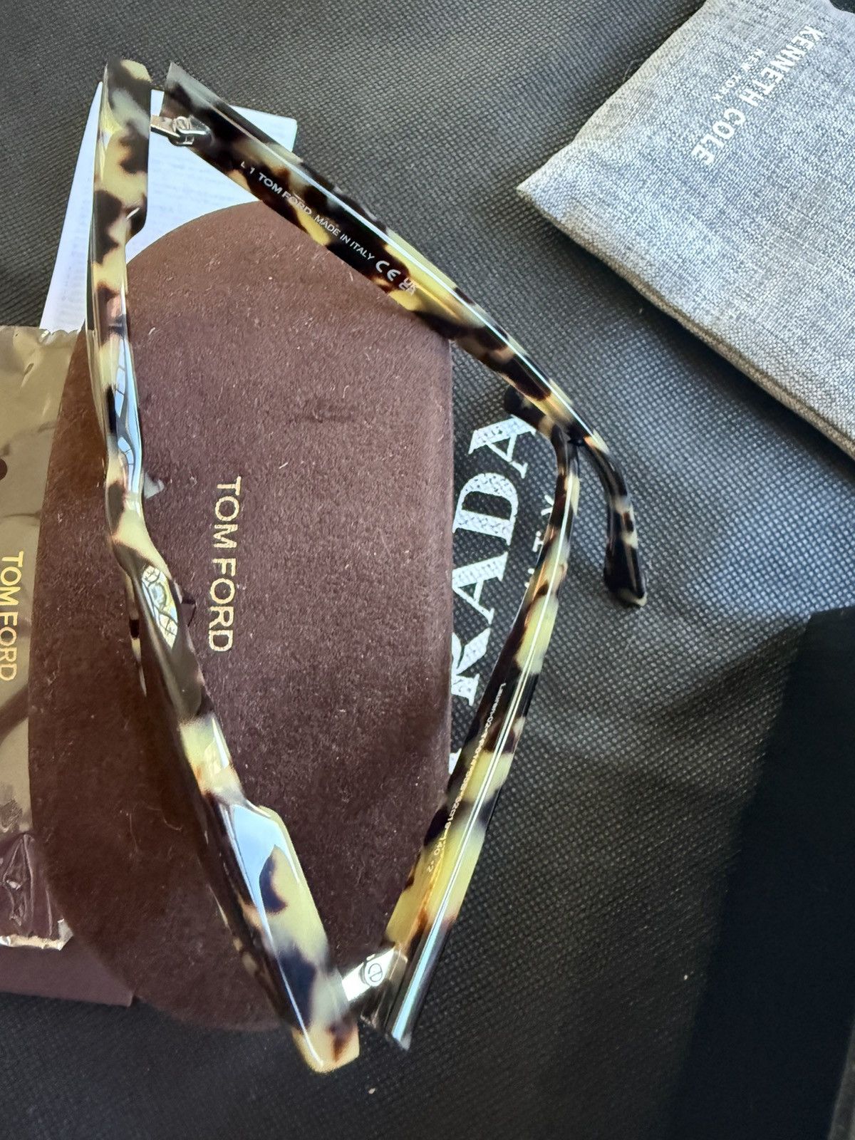 Tom Ford Tom Ford Tortoise Sunglasses Size ONE SIZE - 2 Thumbnail