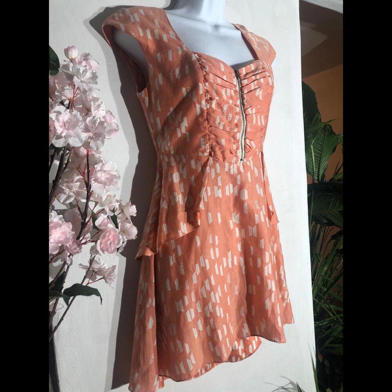 Dolce Vita Summer Sundress Dolce Vita orange and white zip front small Size S / US 4 / IT 40 - 3 Thumbnail