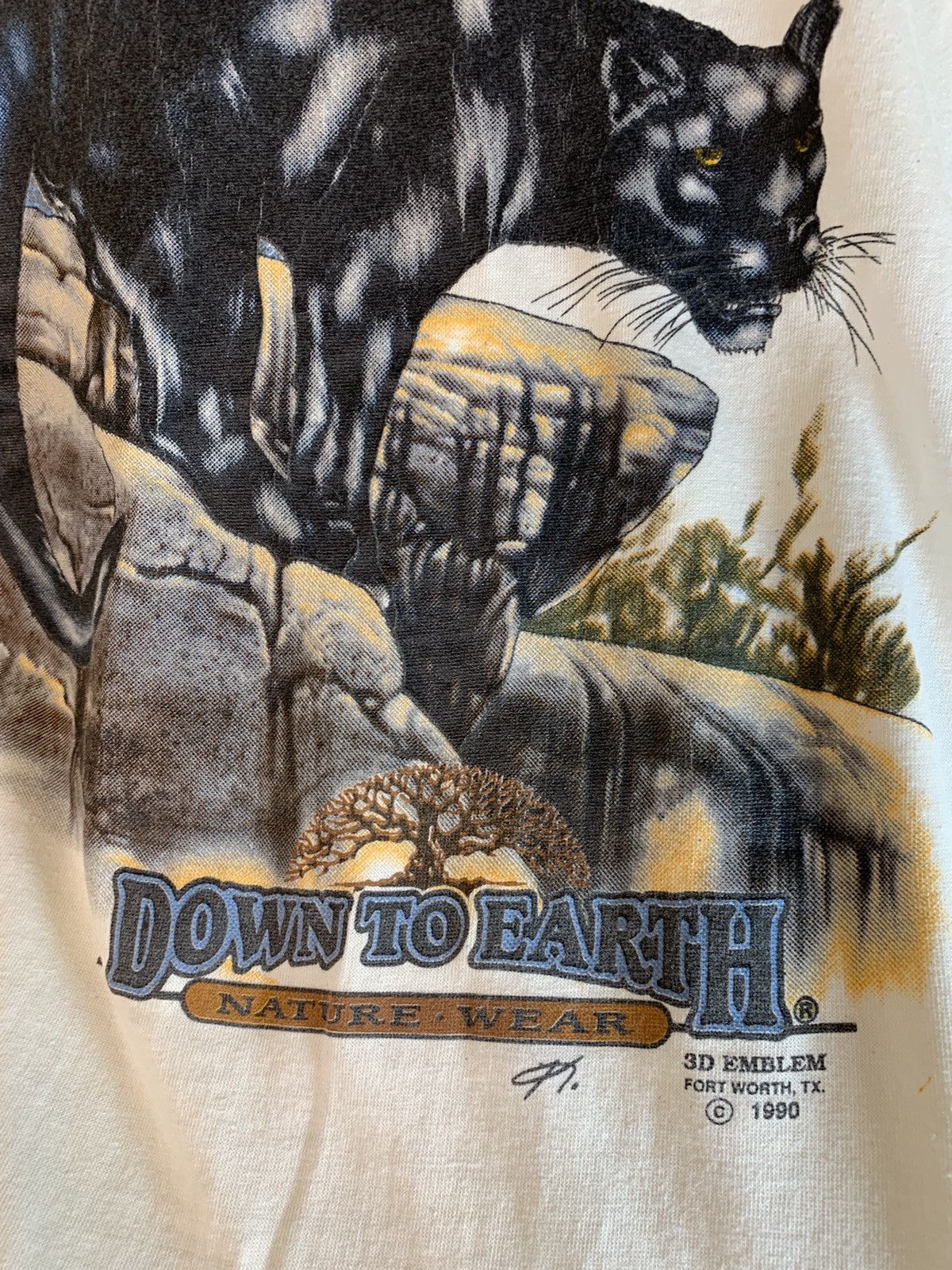 Vintage *RARE* Vintage 1990 3D Emblem Down To Earth Panther T-Shirt Size US XL / EU 56 / 4 - 3 Thumbnail