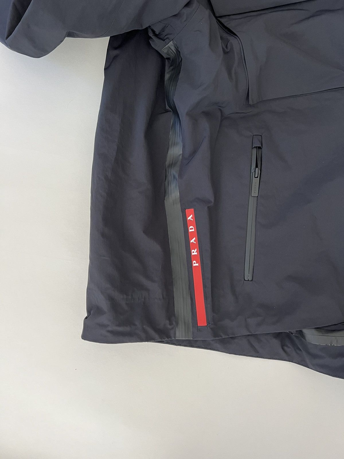Prada $4k Prada Light technical fabric windbreaker Size US L / EU 52-54 / 3 - 11 Thumbnail