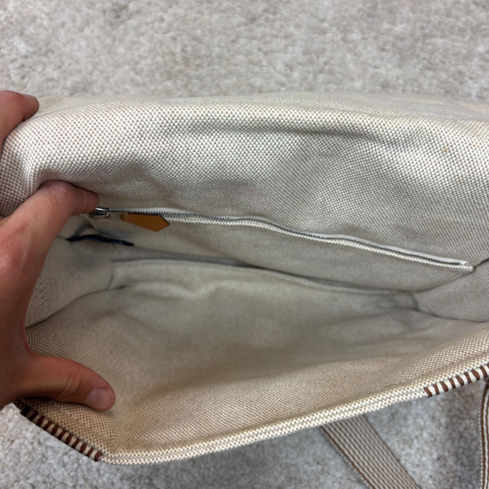 Hermes Hermes White Fourre Tout Besace PM Canvas Shoulder Bag Size ONE SIZE - 14 Thumbnail