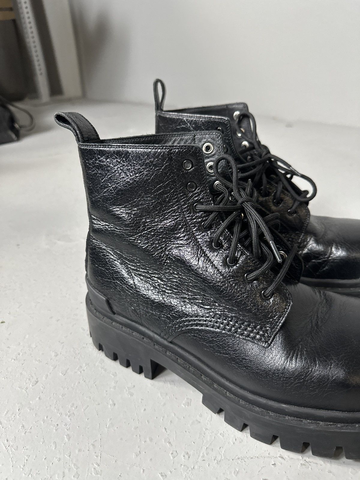 Balenciaga Balenciaga Strike Boot Ankle (wrinkled) Size US 9 / EU 42 - 14 Thumbnail