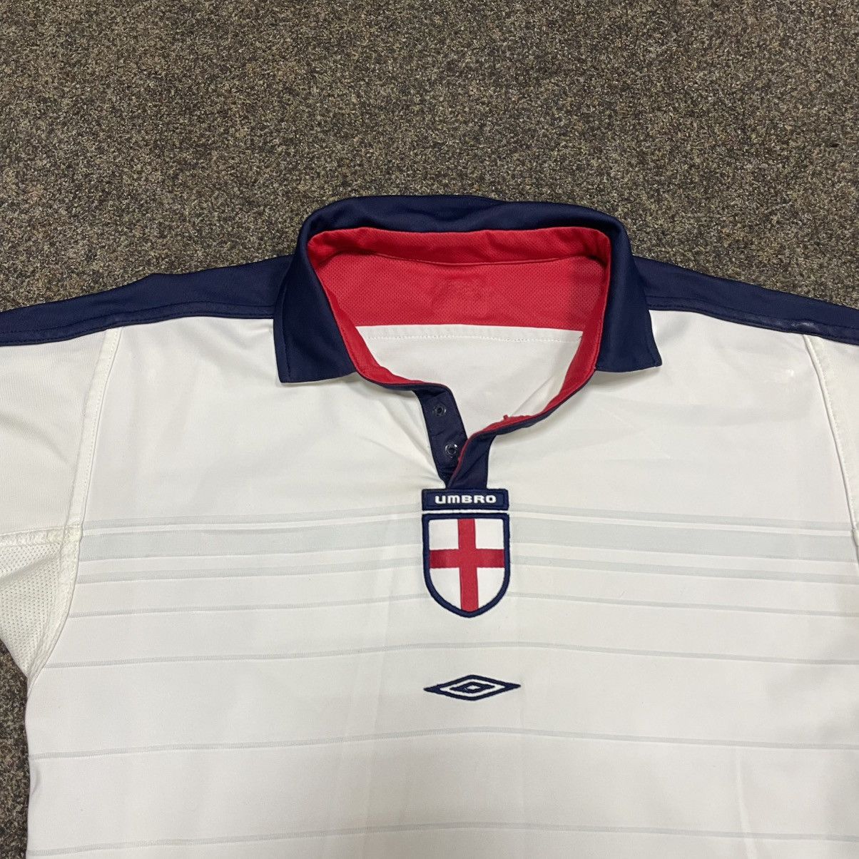 Vintage Vintage 90s England FC Umbro Jersey Polo Streetwear Baggy M Size US M / EU 48-50 / 2 - 3 Thumbnail