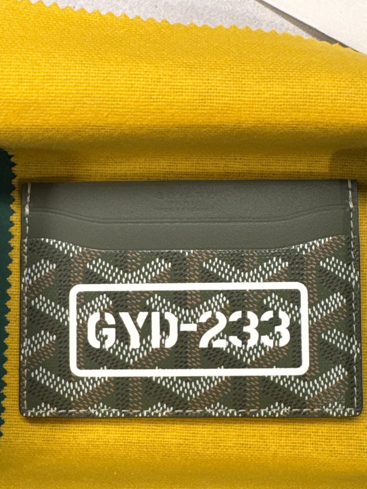 Goyard RARE limited edition khaki army green st sulpice wallet Size ONE SIZE - 1 Thumbnail
