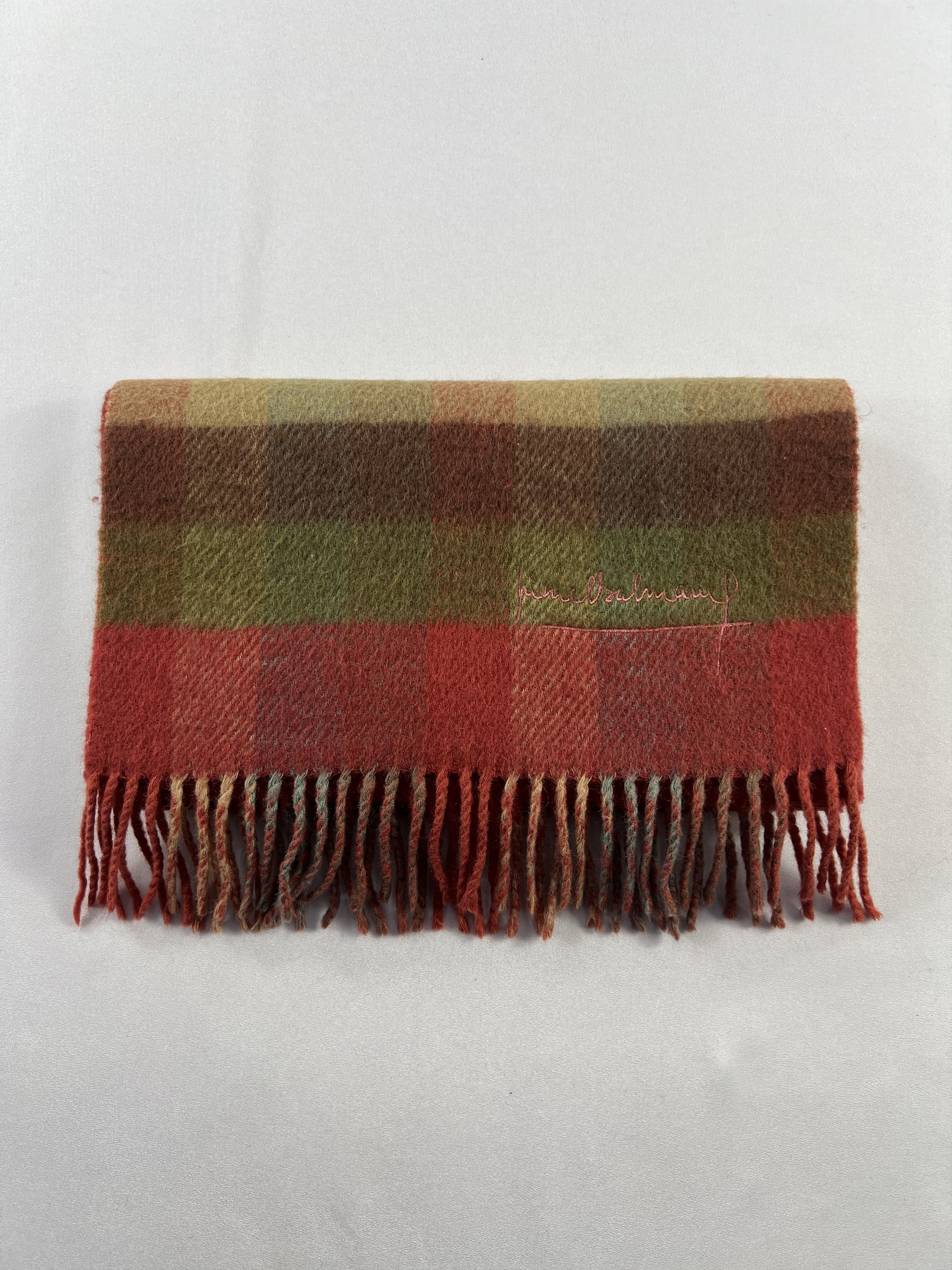 Pierre Balmain Pierre Balmain Scarf / Muffler / Neckwear P952 Size ONE SIZE - 7 Thumbnail