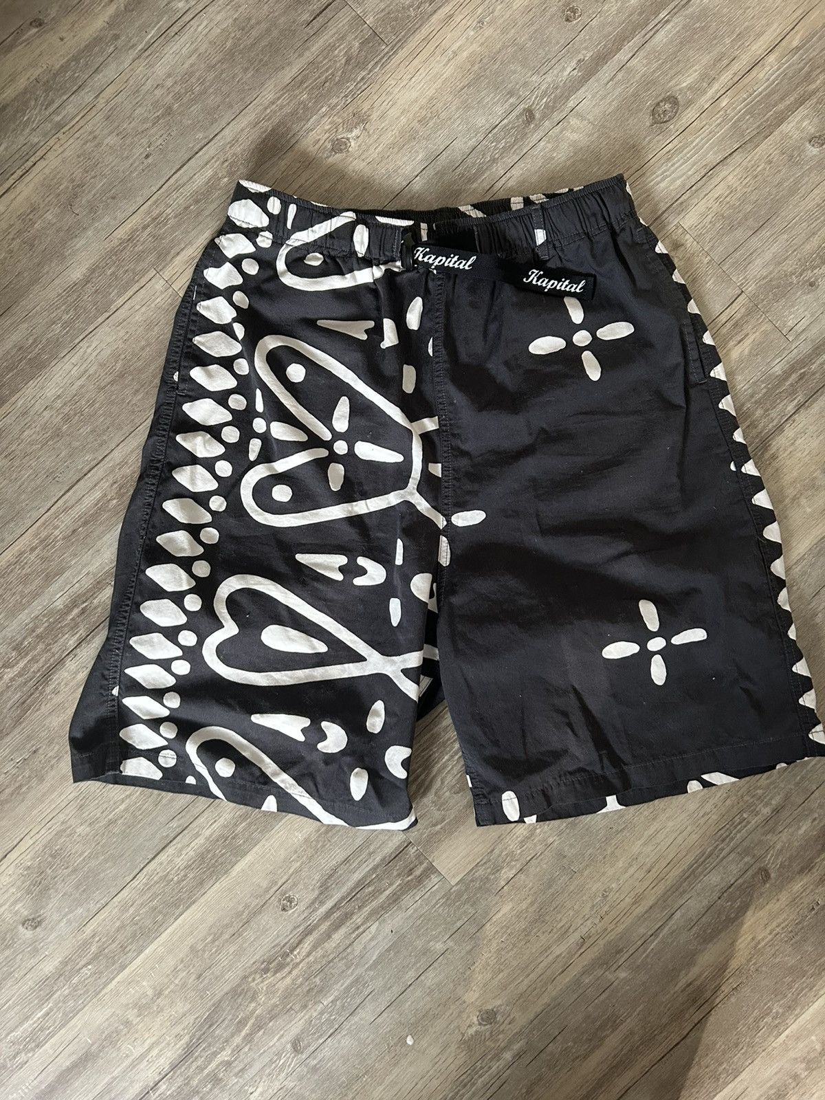 Japanese Brand Straight-Leg Printed Combed Cotton-Twill Shorts Size US 32 / EU 48 - 1 Thumbnail