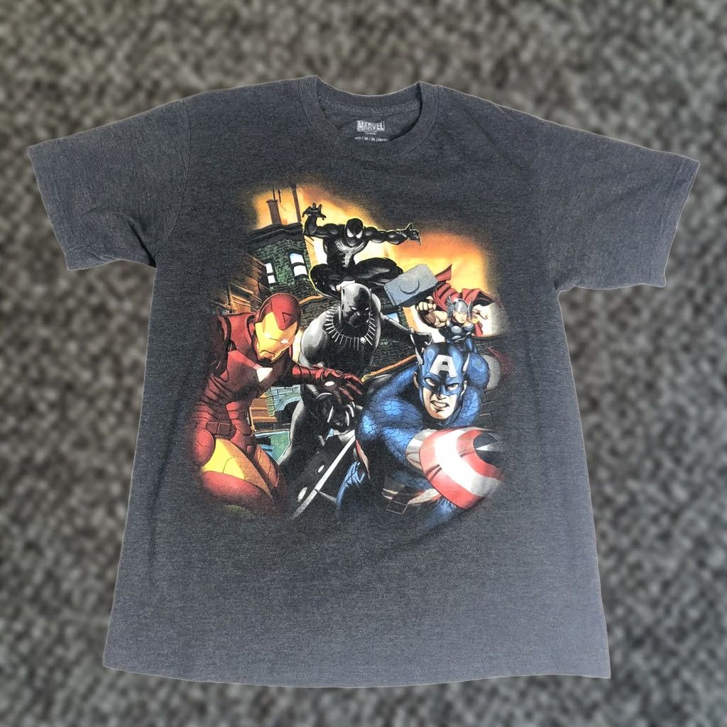 Vintage Marvel T-Shirt Men Medium Gray Iron Man Captain America Graphic Tee Graphic T-Shirt 100% Cotton Short Sleeve Size US M / EU 48-50 / 2 - 1 Thumbnail