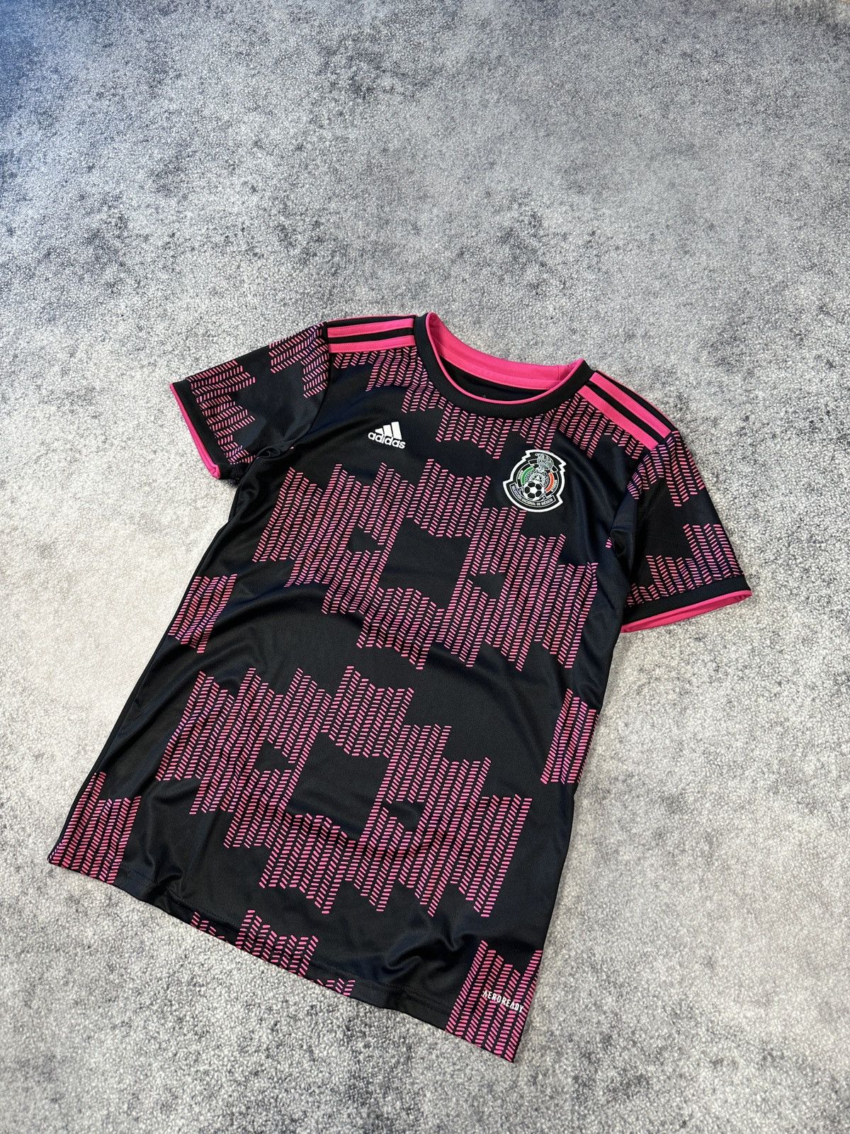 Rare online black Mexico jersey