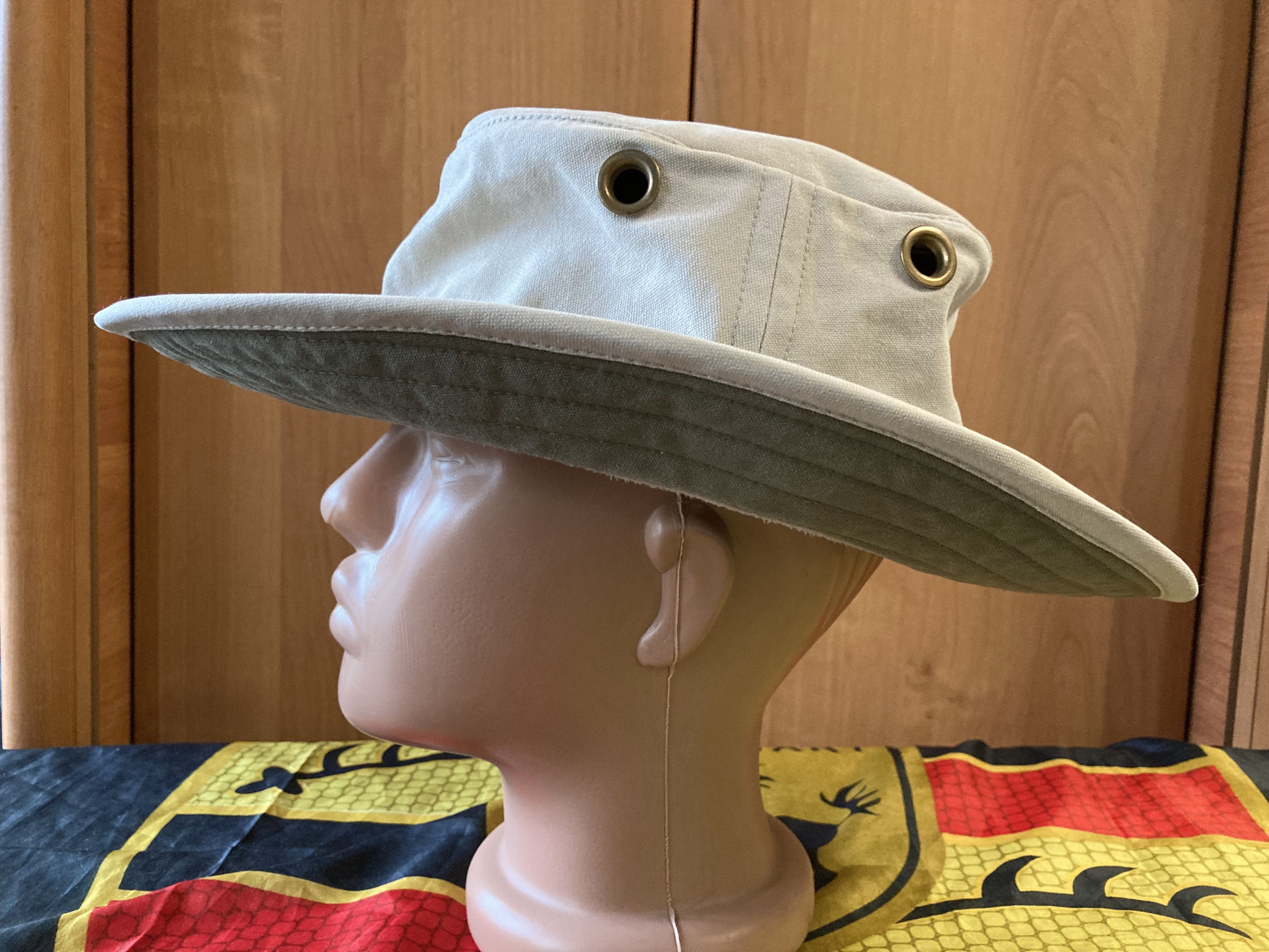 Actual Hate × Tilley × Vintage Vintage Tilley Hat T5 Unisex Cotton Duck Hat Size ONE SIZE - 3 Thumbnail