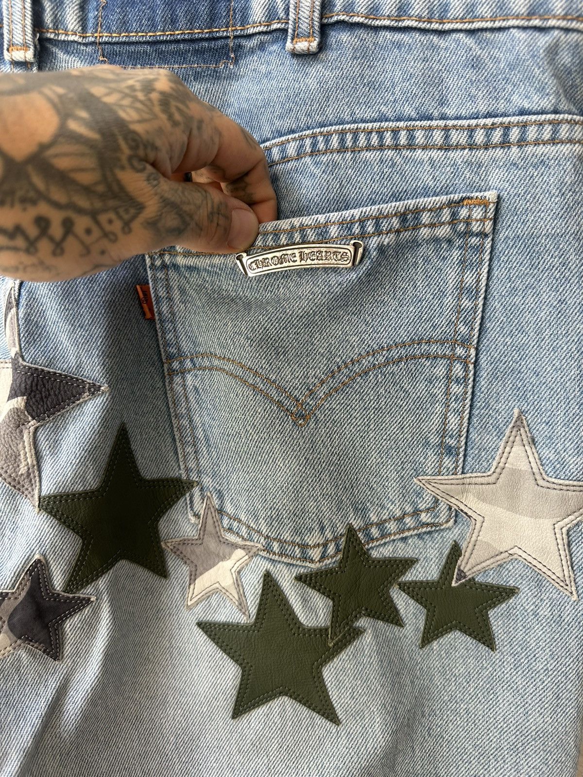 Chrome Hearts × Levi's Chrome Hearts 1 of 1 CAMO STAR SILVER PATCH JEANS 36 38 Size US 36 / EU 52 - 10 Thumbnail