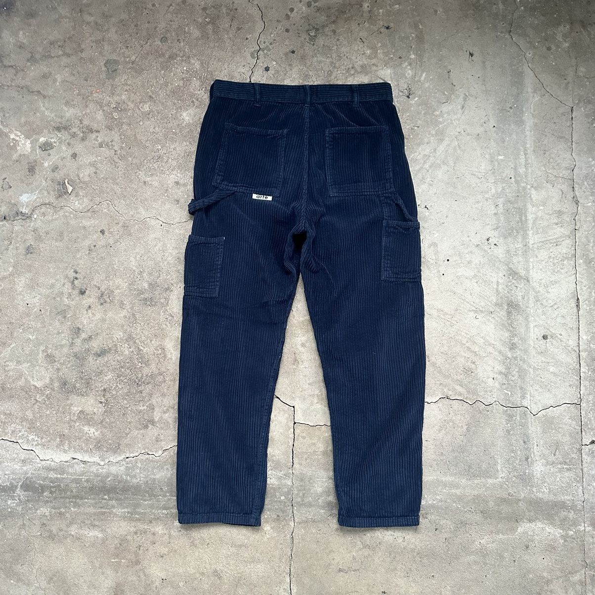 Arte Antwerp single Knee corduroy pants 32