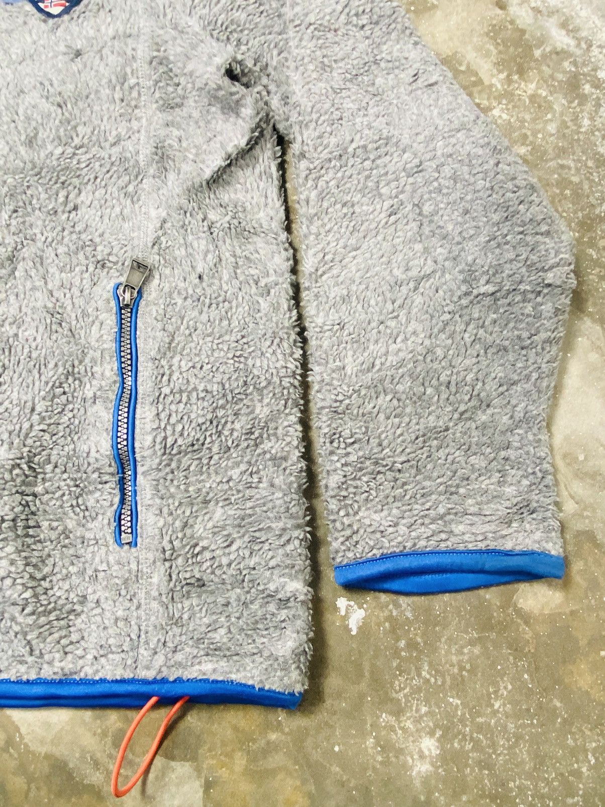 Napapijri Vintage Napapijri Sherpa Fleece Full Zipper Sweater Size US L / EU 52-54 / 3 - 6 Thumbnail