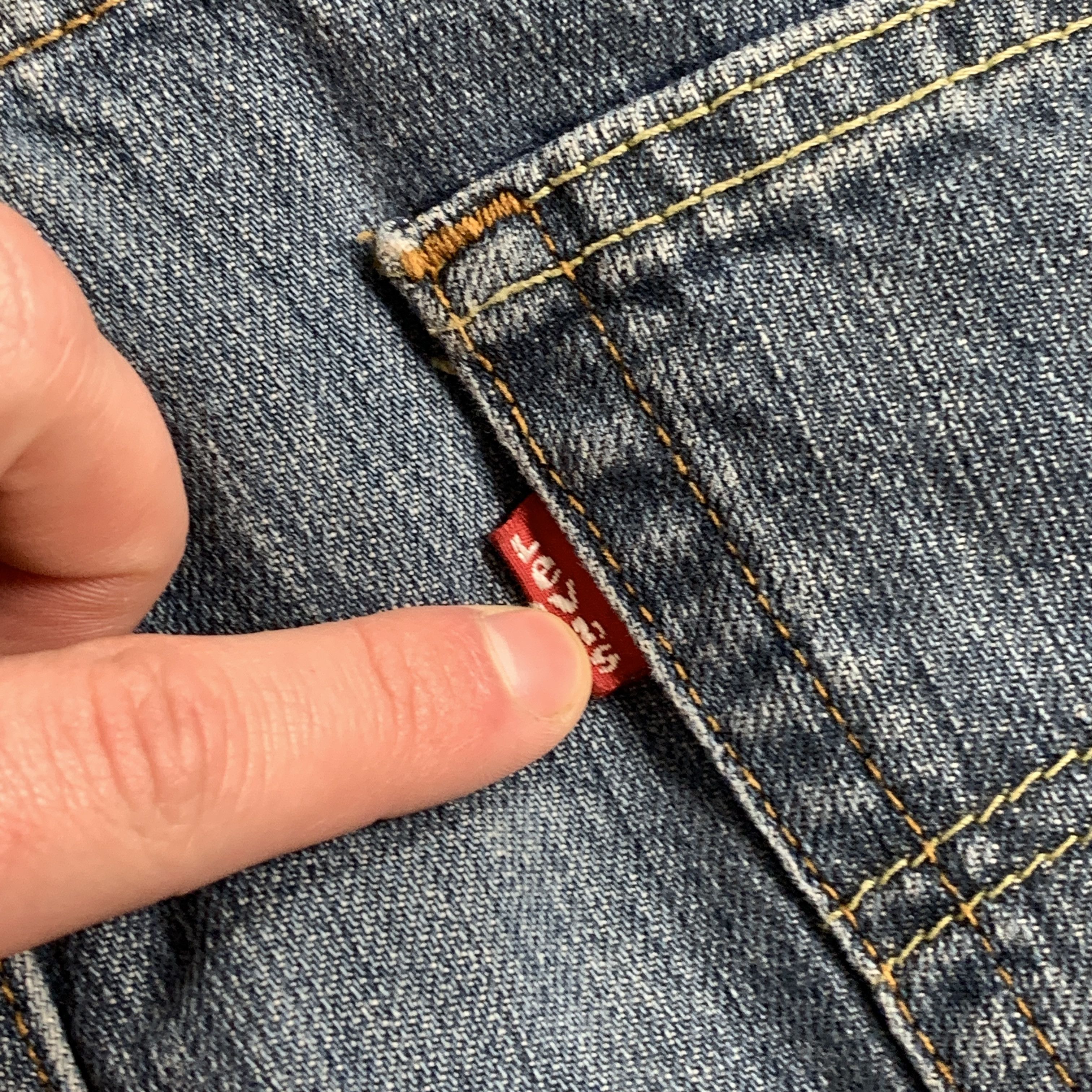 Levi's Vintage Levi's 559 Blue Y2K Relaxed Fit Jeans Pants 36x30 XL Size US 36 / EU 52 - 8 Thumbnail