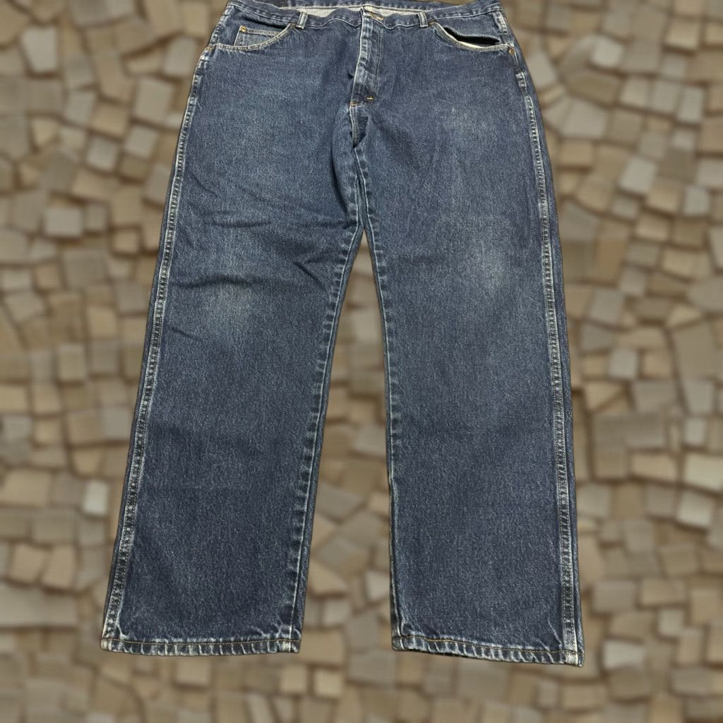 Wrangler Wrangler Jeans Mens 39x30 Blue Denim Straight 5-Pockets 42" Length Jeans Regular Mens Size US 42 / EU 58 - 1 Thumbnail