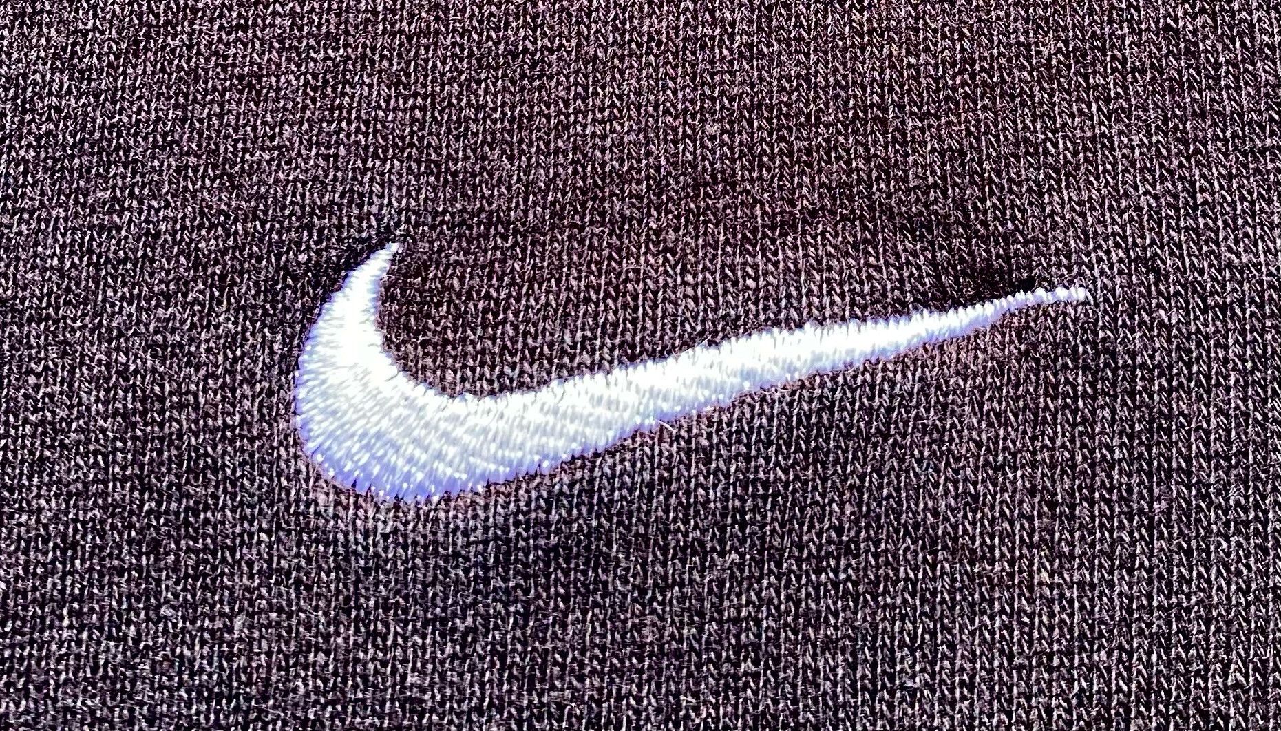 Nike 90’s Nike Swoosh White Tag Black Sweatshirt XL USA Made Size US XL / EU 56 / 4 - 5 Thumbnail