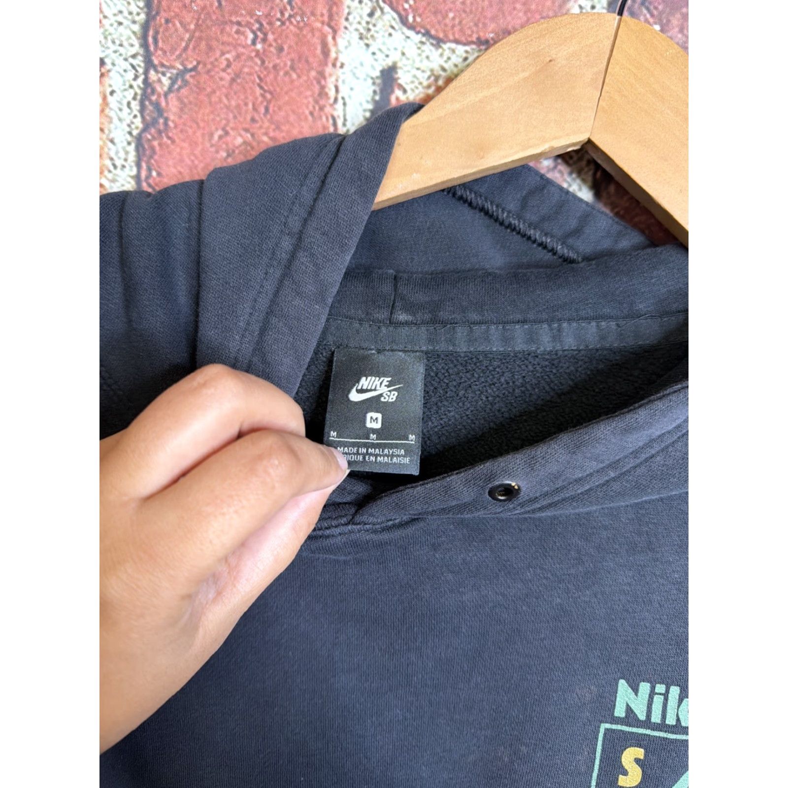 Nike Nike SB Hoodie Mens Medium Black Pullover Logo Pocket CW5615 Size US M / EU 48-50 / 2 - 2 Thumbnail
