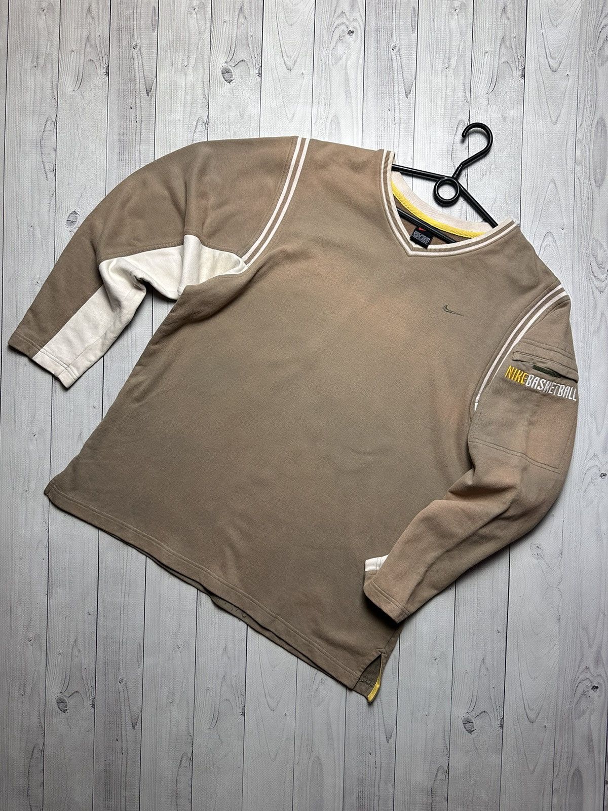 Nike × Vintage Vintage Nike sweatshirt basketball brown distressed L Size US L / EU 52-54 / 3 - 1 Thumbnail