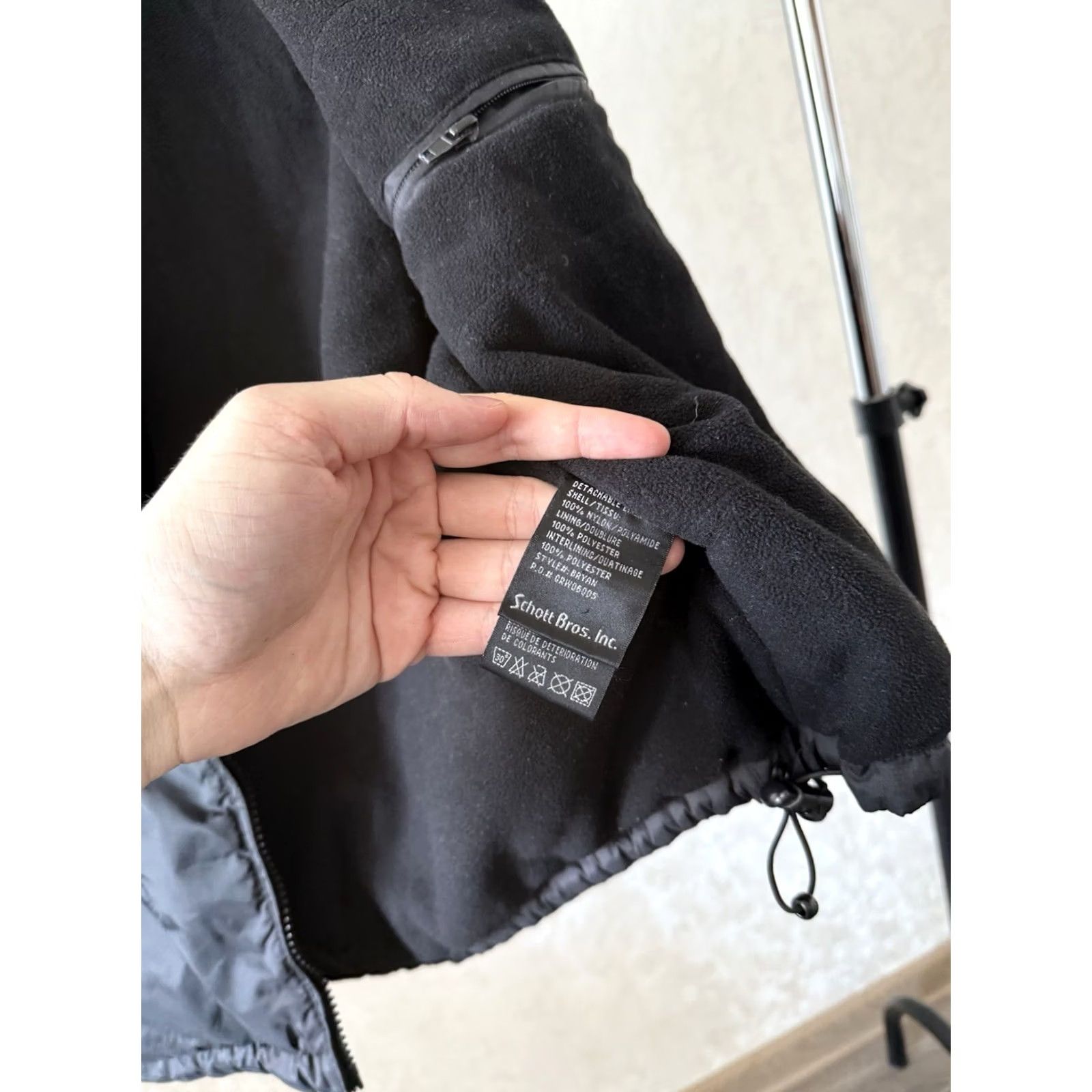 Schott VINTAGE Schott NYC Vest Gilet Black Army Puffer Streetwear 90s Y2k Multi Pocket Logo Zip Pocket Mens Size S Size US S / EU 44-46 / 1 - 7 Thumbnail