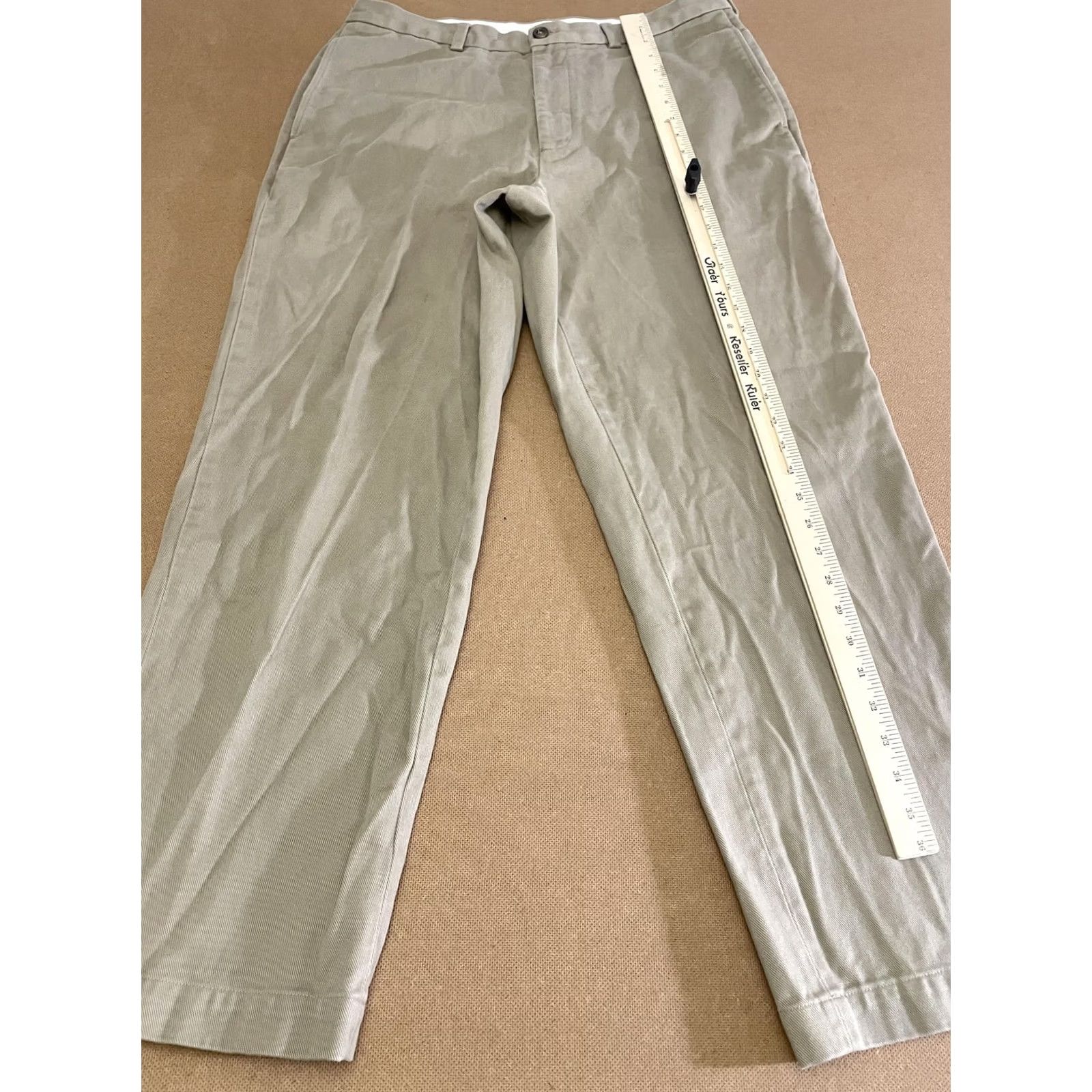 Brooks Brothers VINTAGE Brooks Brothers 346 Pants Mens 36x30 Khaki Beige Cotton Flat Front Chinos Size US 36 / EU 52 - 4 Thumbnail